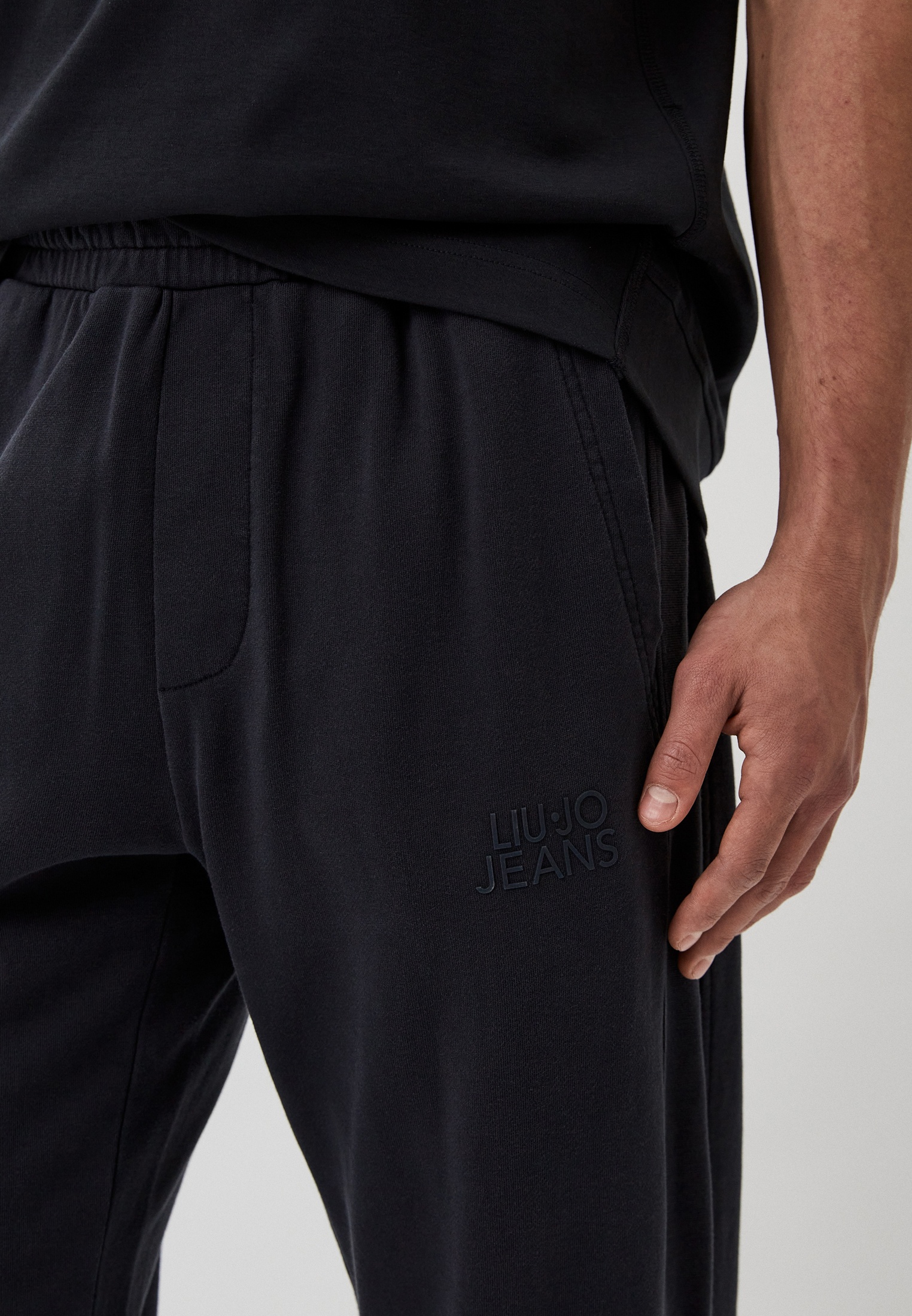 Мужские спортивные брюки Liu Jo Uomo (Лиу Джо Уомо) M124P303DYEPANT: изображение 4