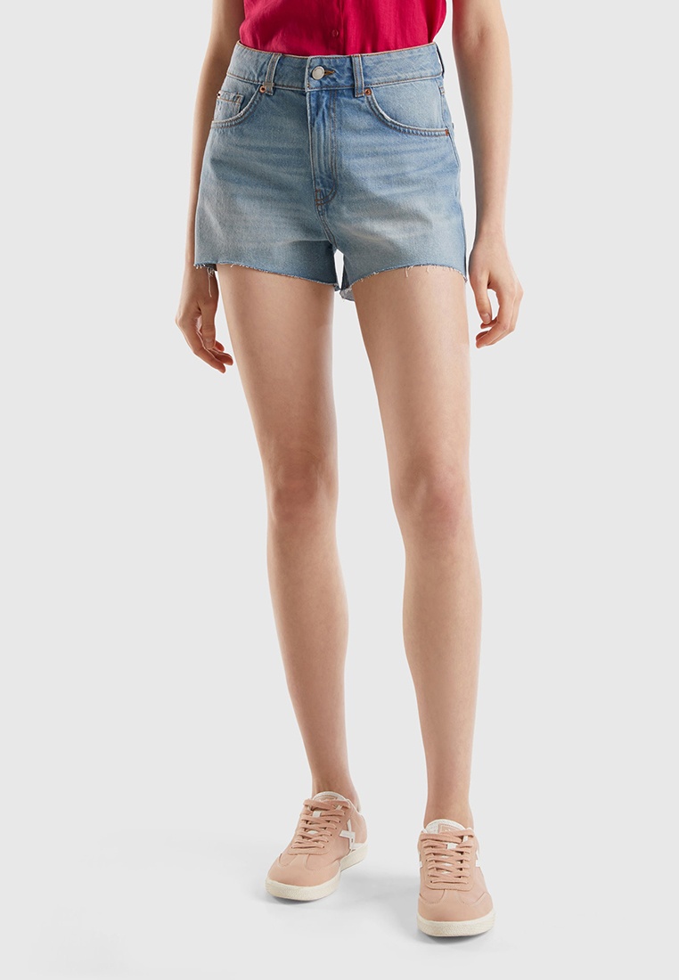 Женские шорты United Colors of Benetton (Юнайтед Колорс оф Бенеттон) 4IPCD9018