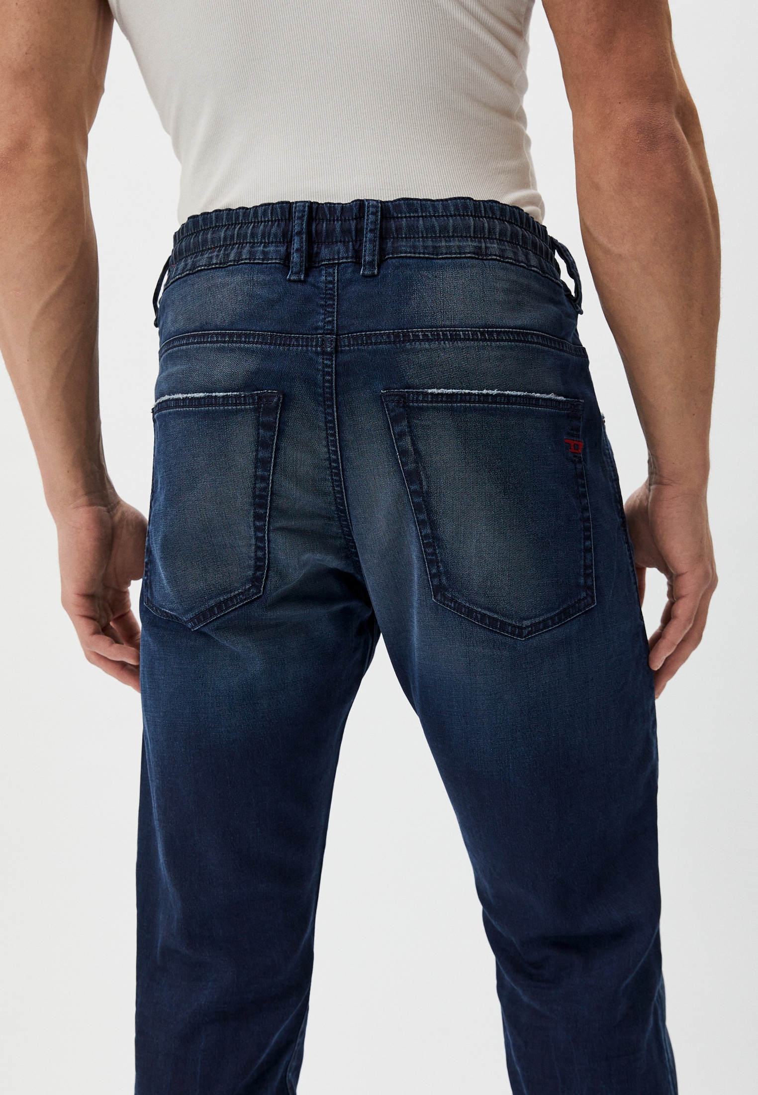 Мужские зауженные джинсы Diesel (Дизель) A09721068DV: изображение 9