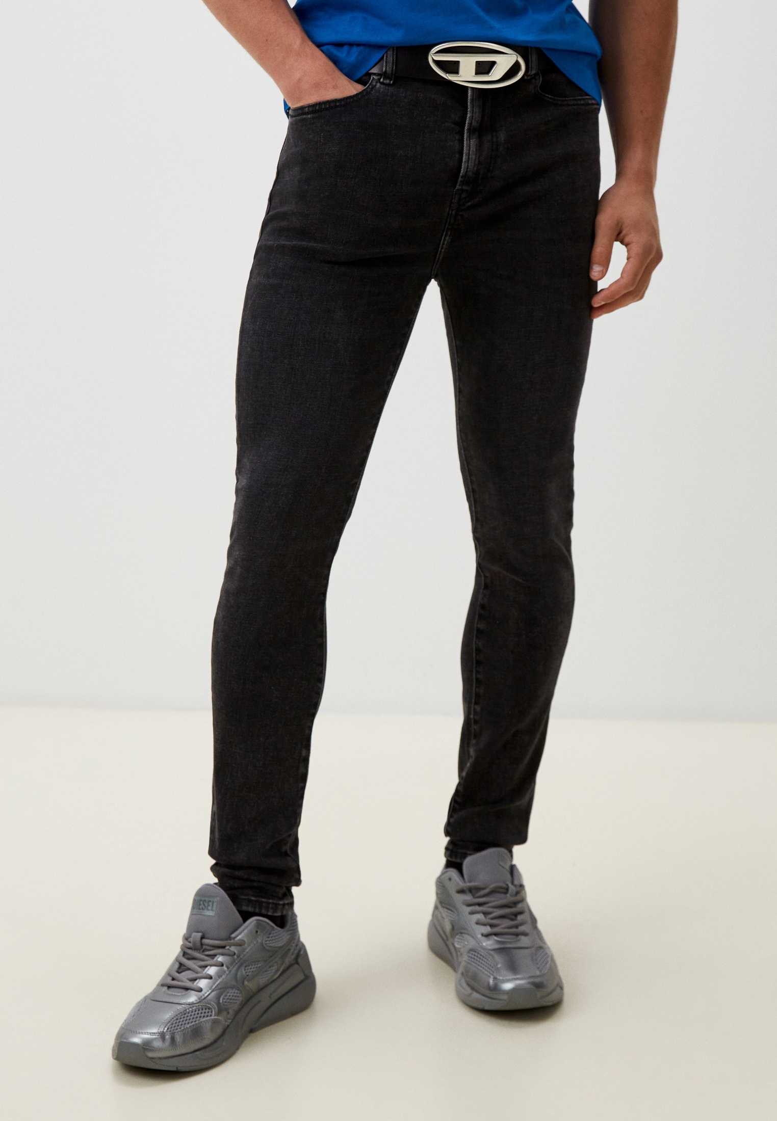 Мужские зауженные джинсы Diesel (Дизель) A0358609C2302