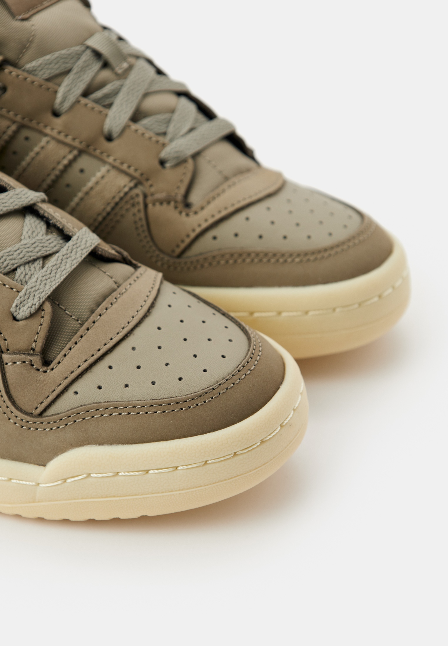 Мужские кеды Adidas Originals (Адидас Ориджиналс) IH7827: изображение 4