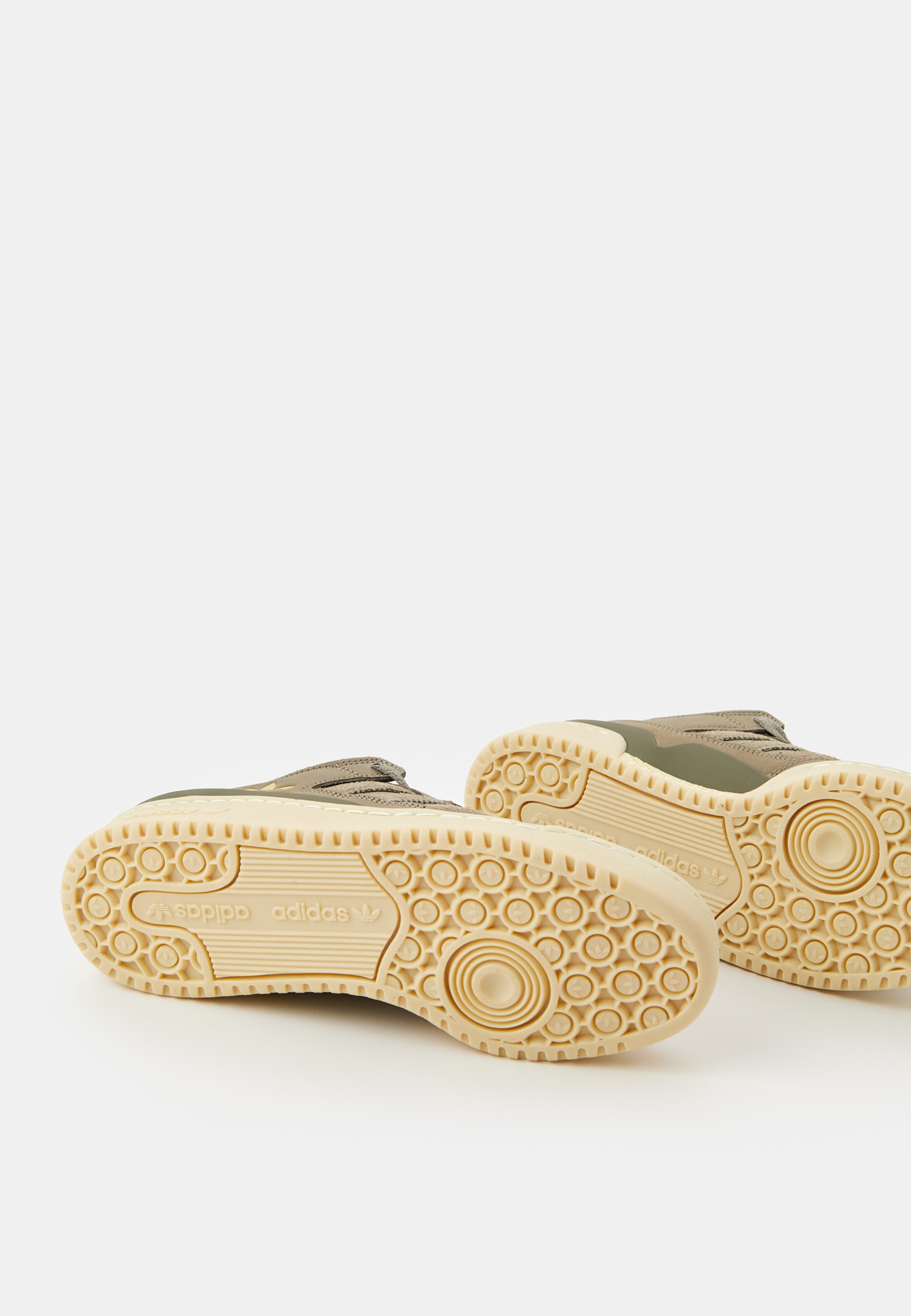 Мужские кеды Adidas Originals (Адидас Ориджиналс) IH7827: изображение 10