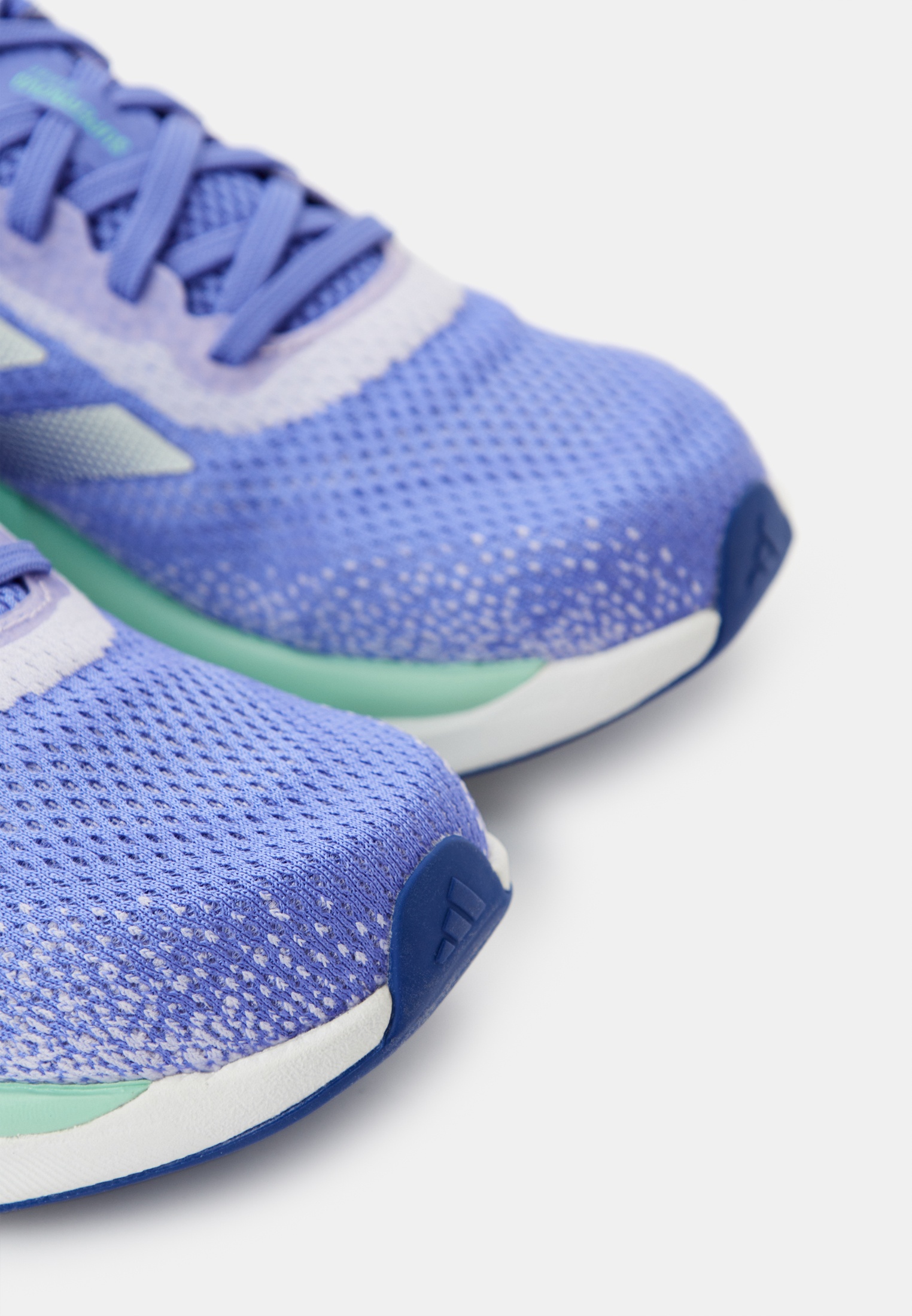 Женские кроссовки Adidas (Адидас) ID3695 купить за 9999 руб.