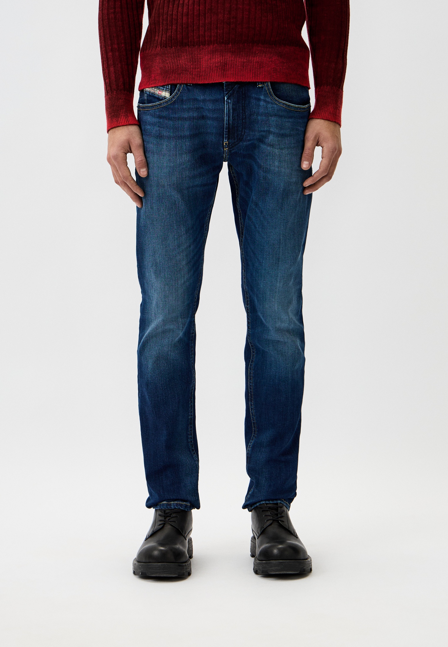 Мужские зауженные джинсы Diesel (Дизель) 00SB6FRM042