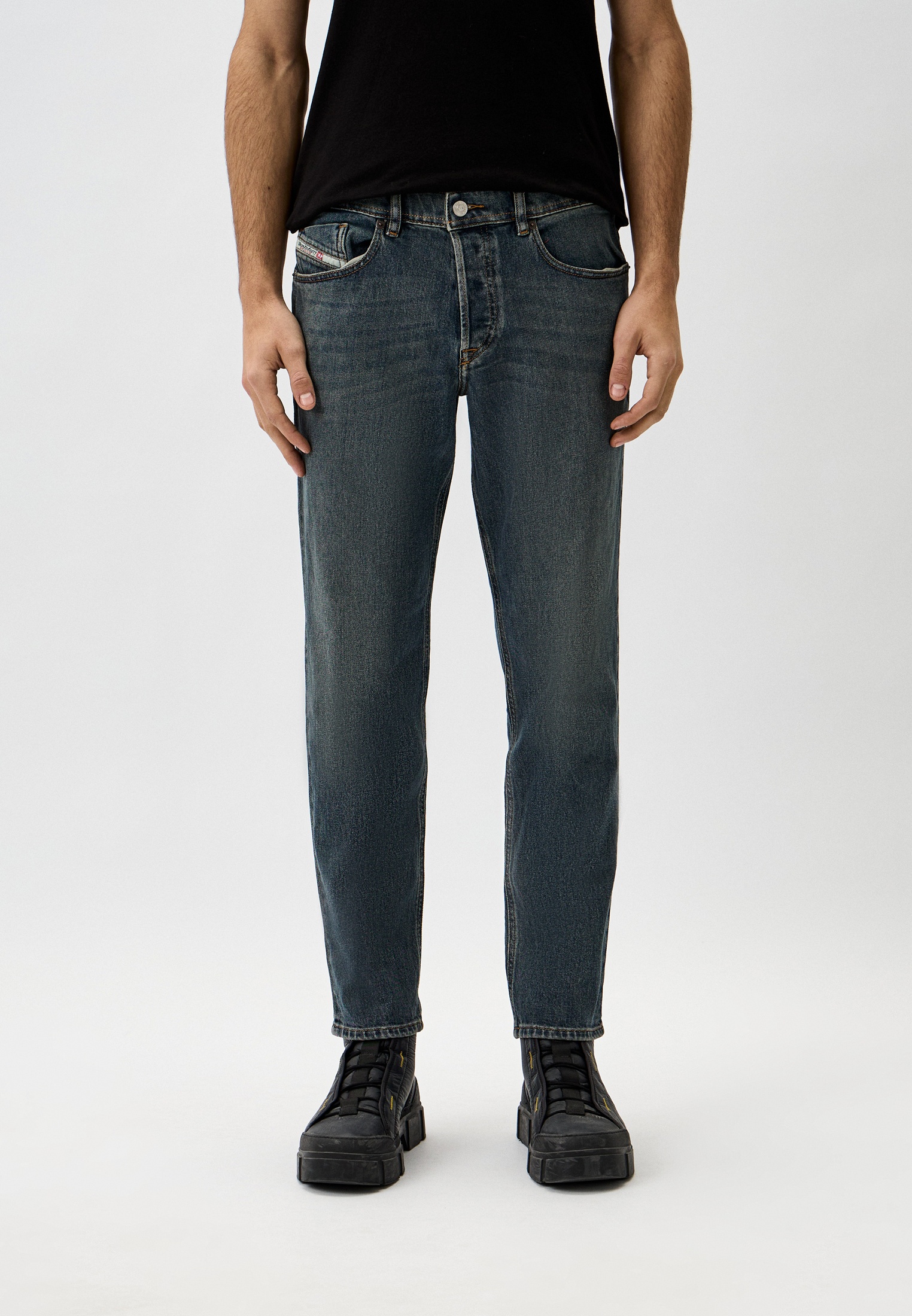 Мужские зауженные джинсы Diesel (Дизель) A1023009F74