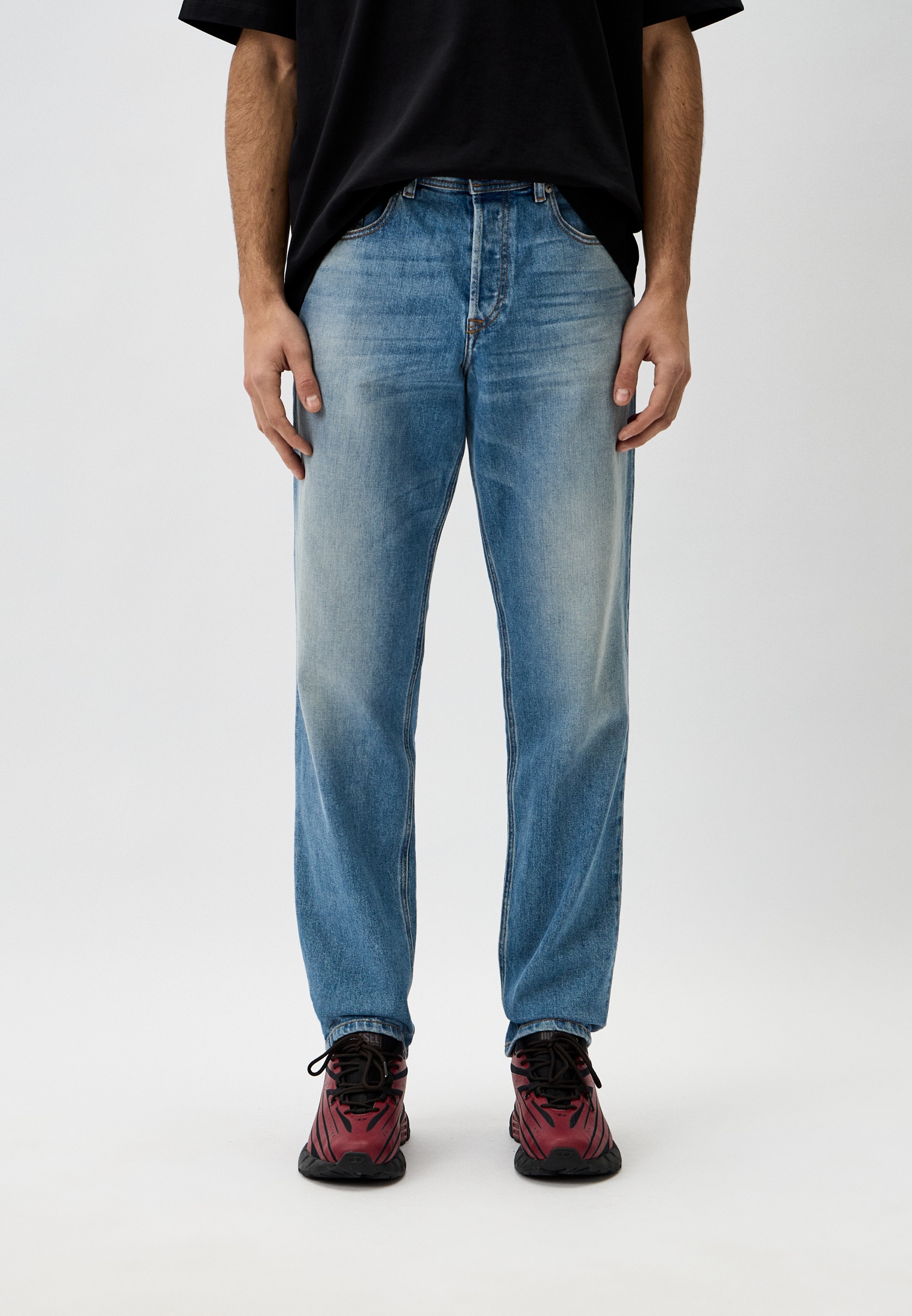 Мужские прямые джинсы Diesel (Дизель) A1022909F81