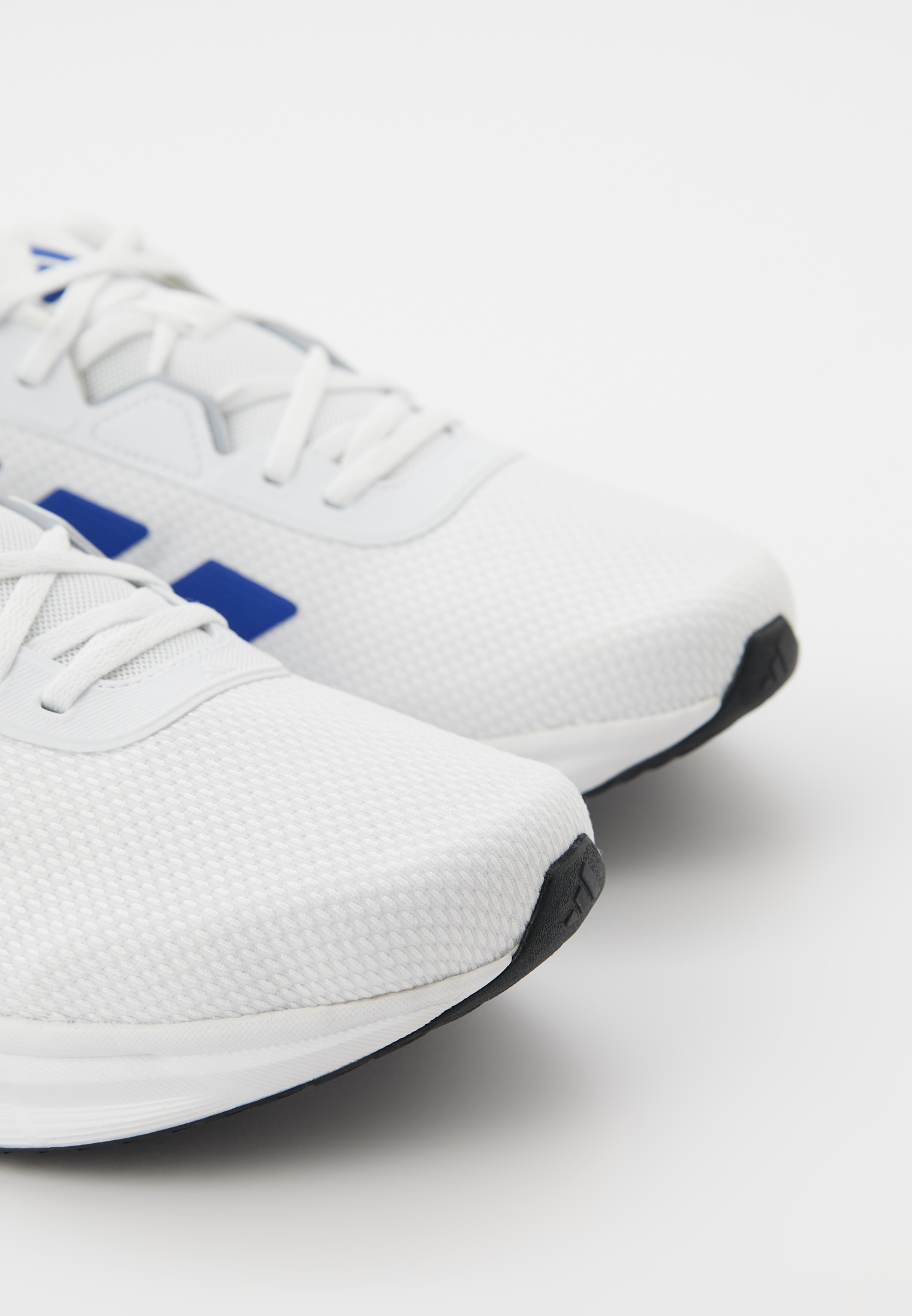 Мужские кроссовки Adidas (Адидас) JI4598: изображение 2