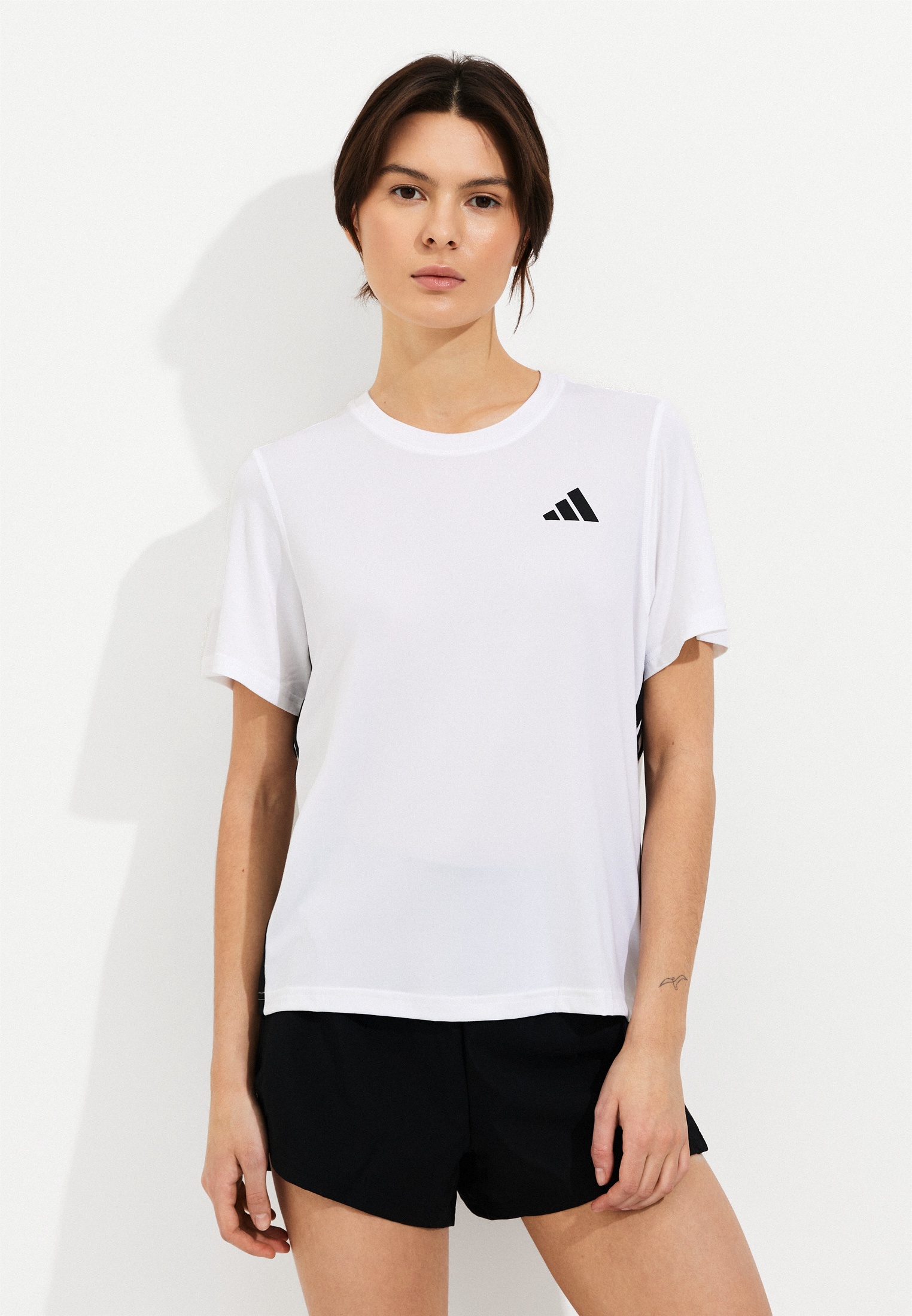 Футболка Adidas (Адидас) JH1393