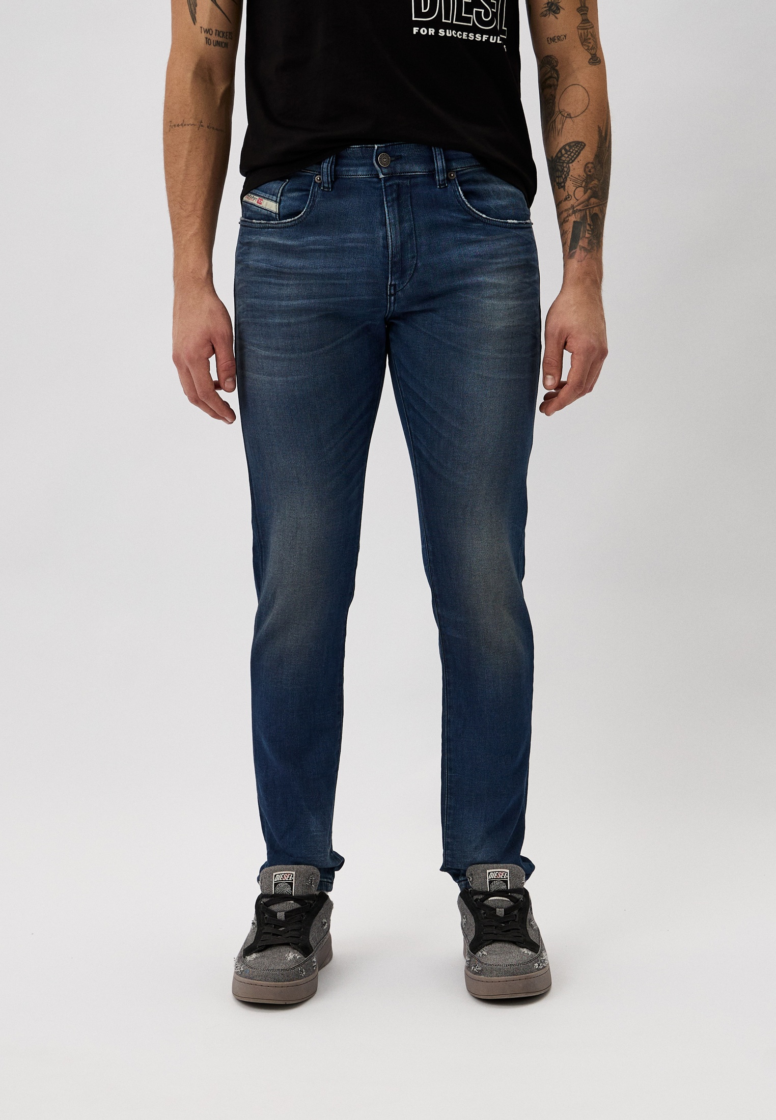 Мужские зауженные джинсы Diesel (Дизель) A05514068FM