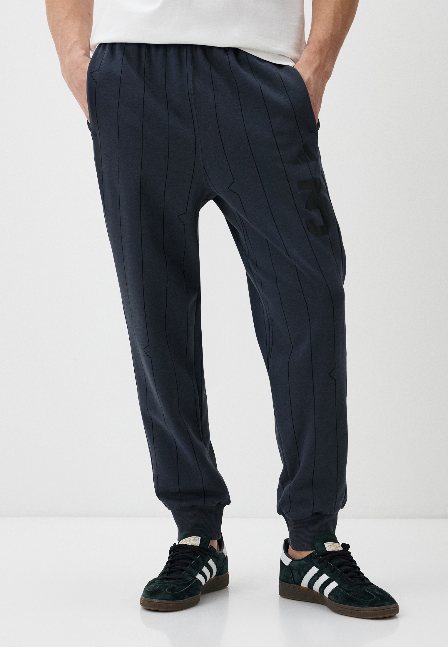 Мужские брюки Adidas (Адидас) JD8101