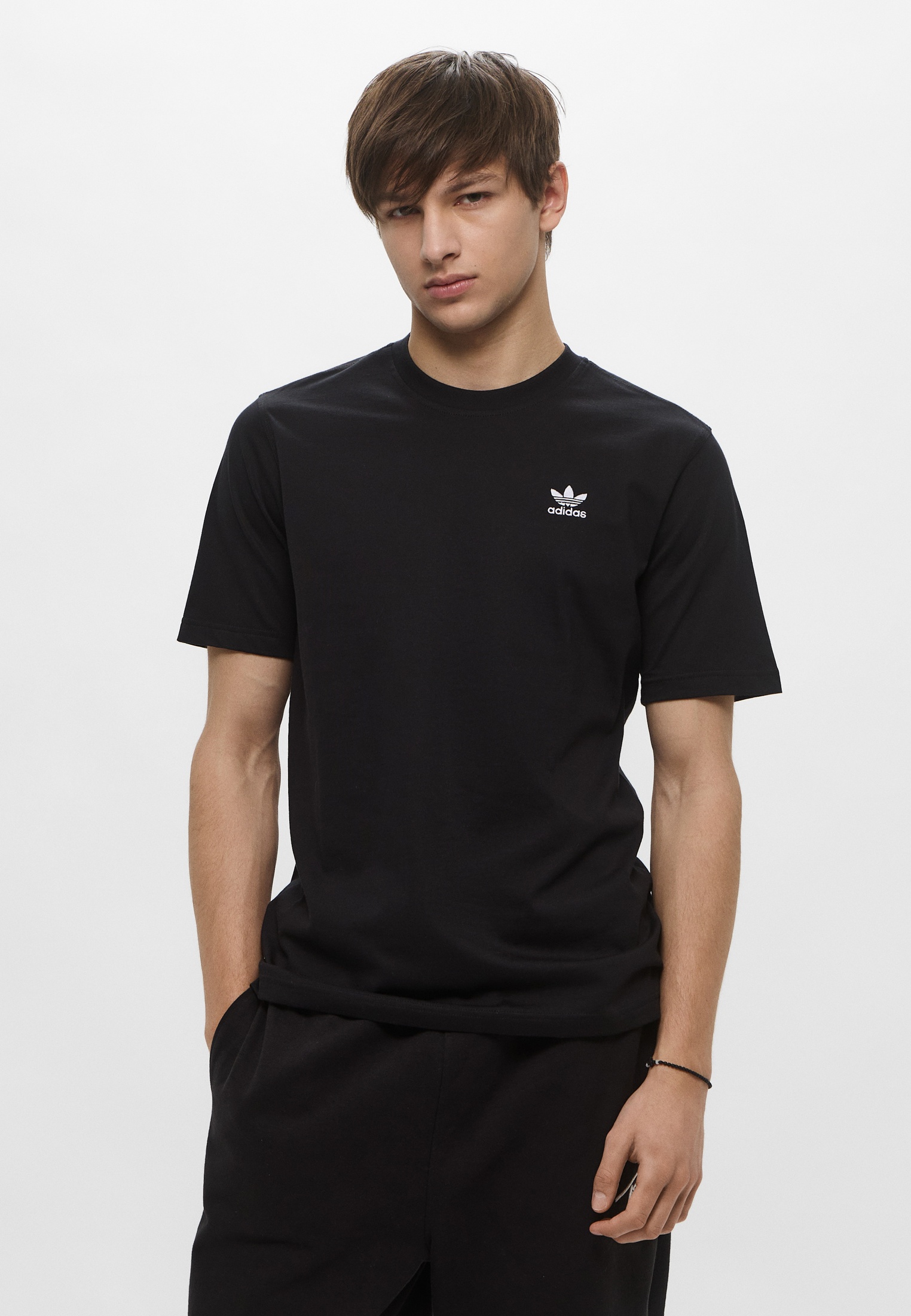 Футболка Adidas Originals (Адидас Ориджиналс) JI8545