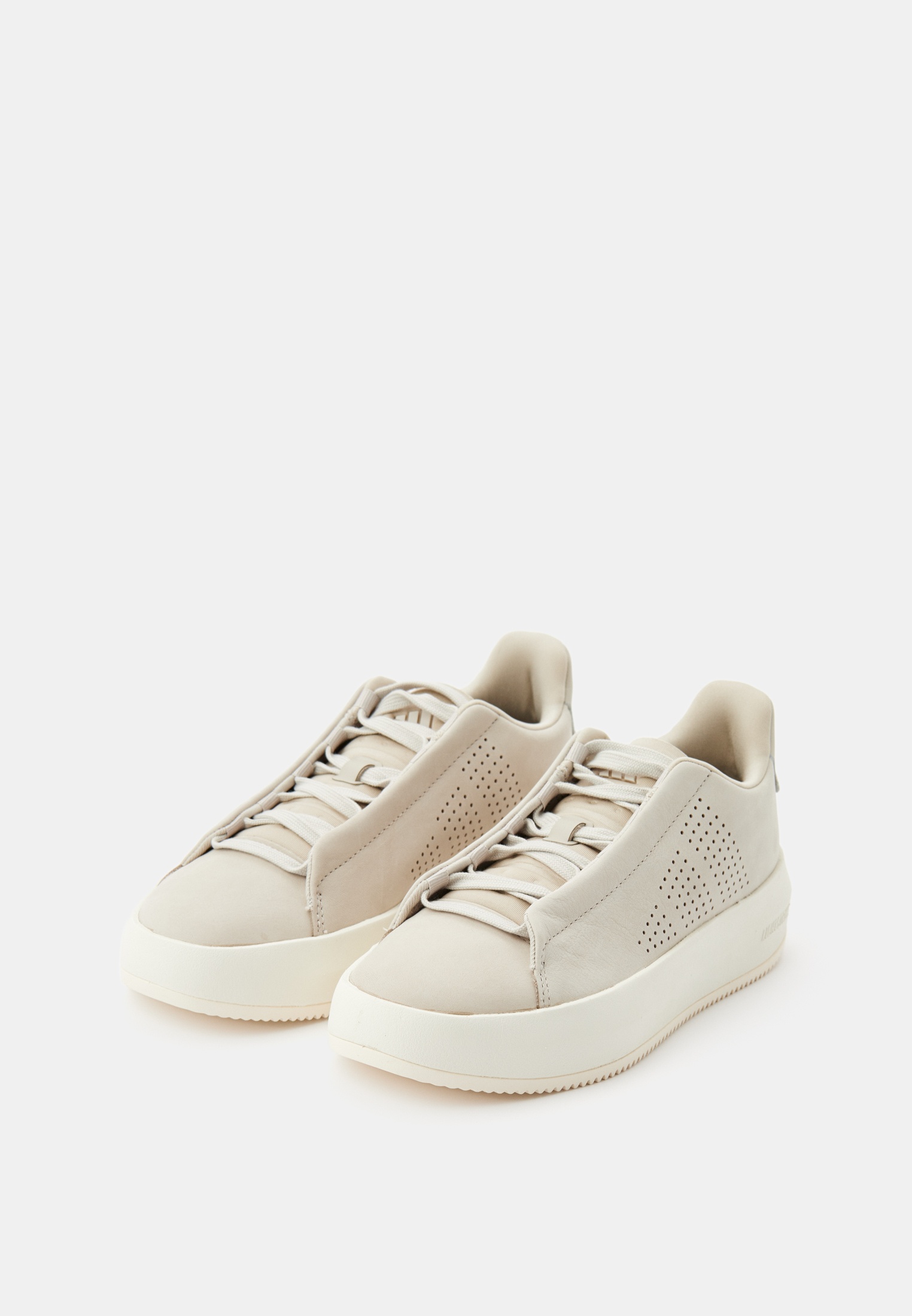 Мужские кеды Adidas (Адидас) JI2107: изображение 3