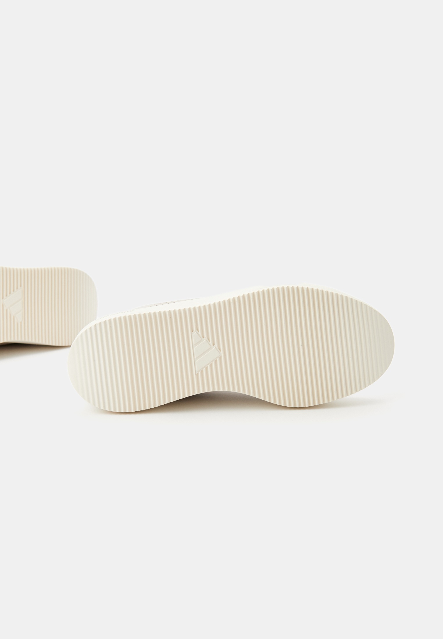 Мужские кеды Adidas (Адидас) JI2107: изображение 5