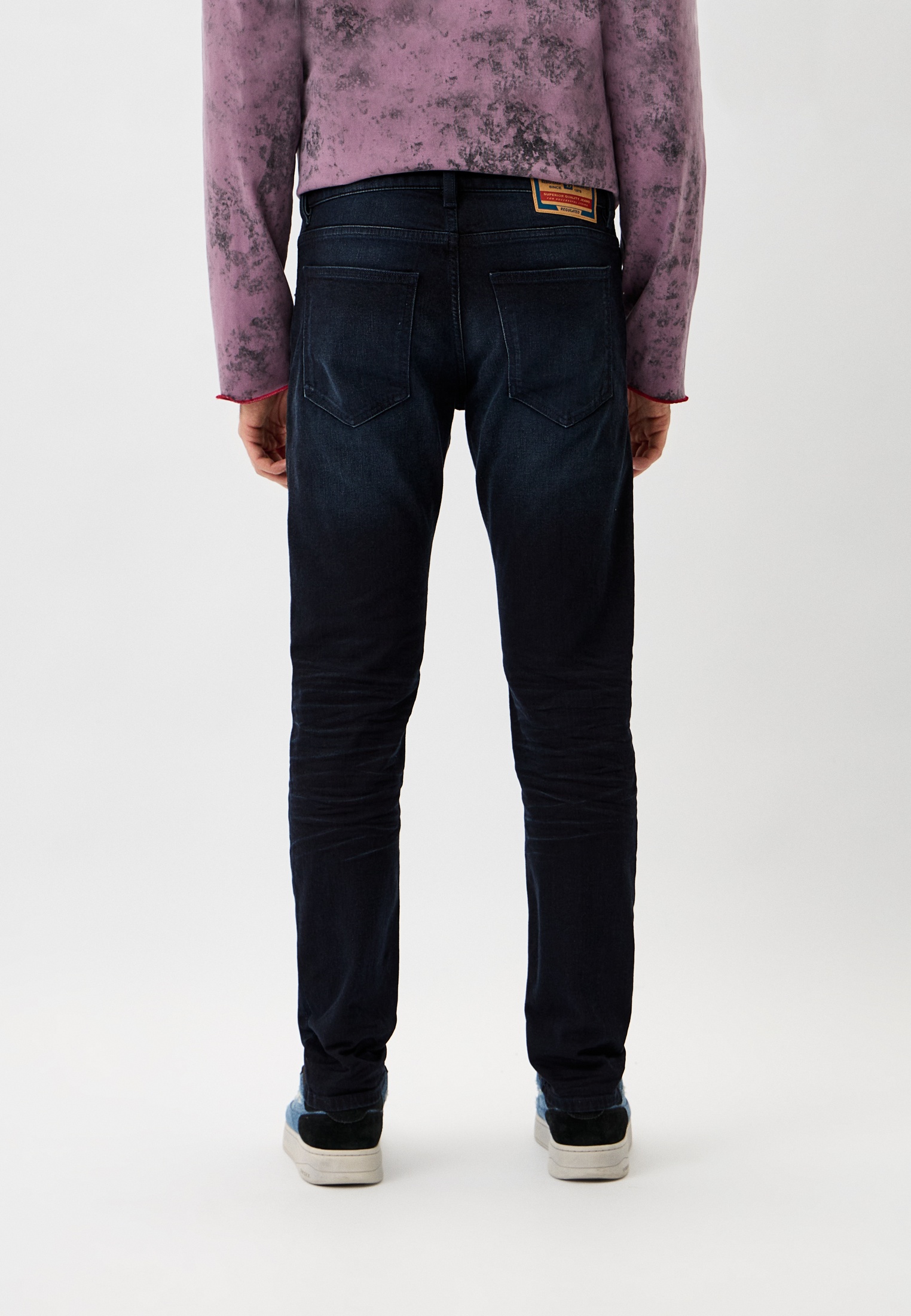 Мужские зауженные джинсы Diesel (Дизель) A035580BMBX: изображение 3