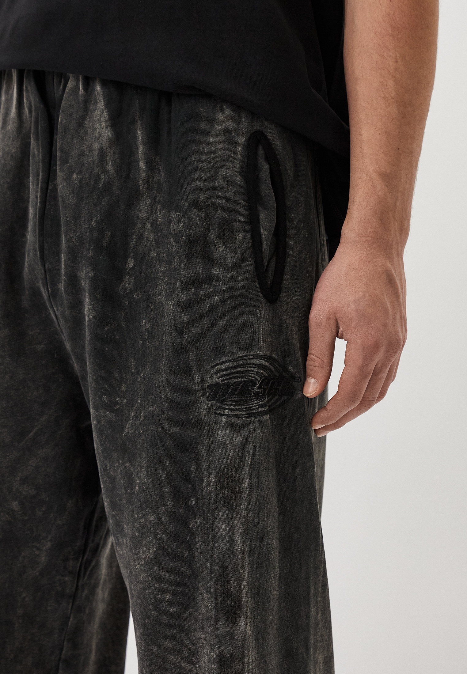 Мужские спортивные брюки Diesel (Дизель) A163230BMBK: изображение 4