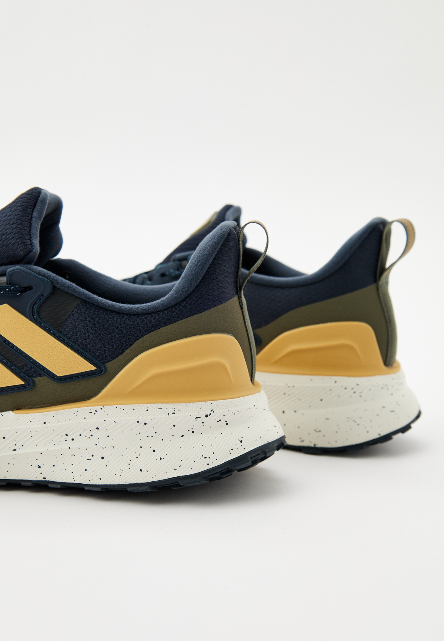 Мужские кроссовки Adidas (Адидас) JP5906: изображение 4