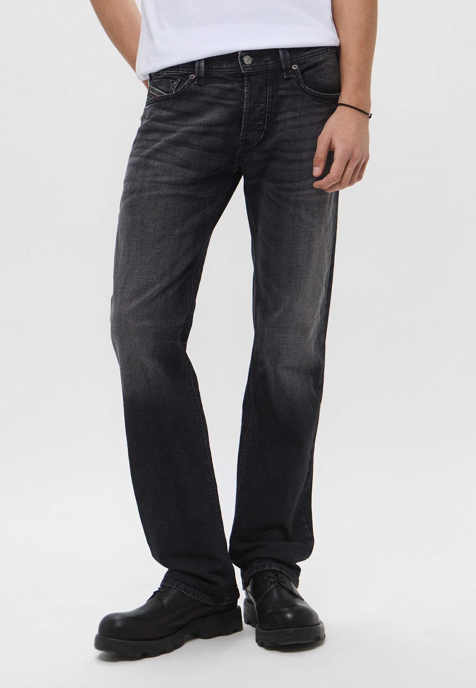 Мужские прямые джинсы Diesel (Дизель) 00C06Q09L52