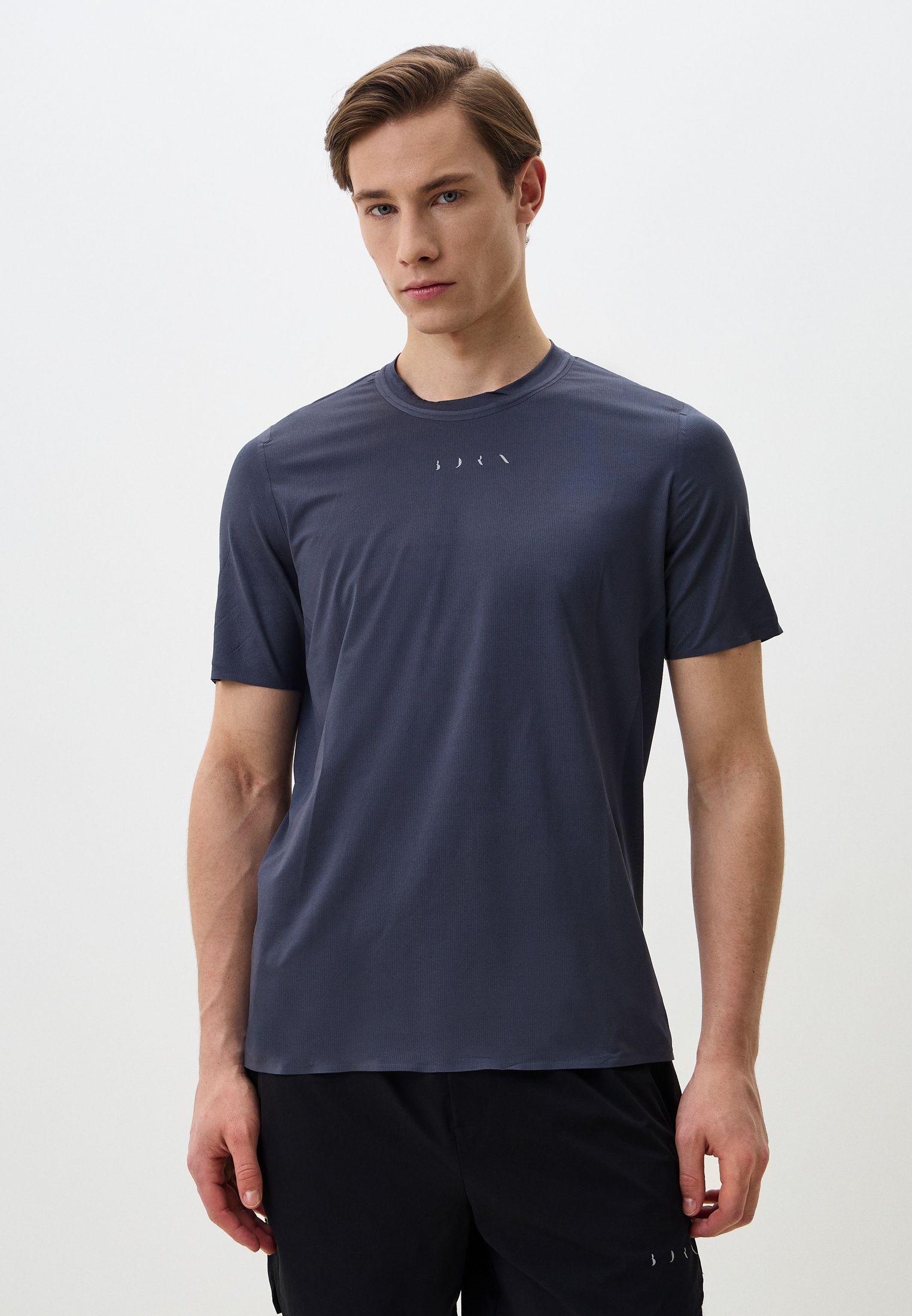 Спортивная футболка Born FW24CS-H08-C