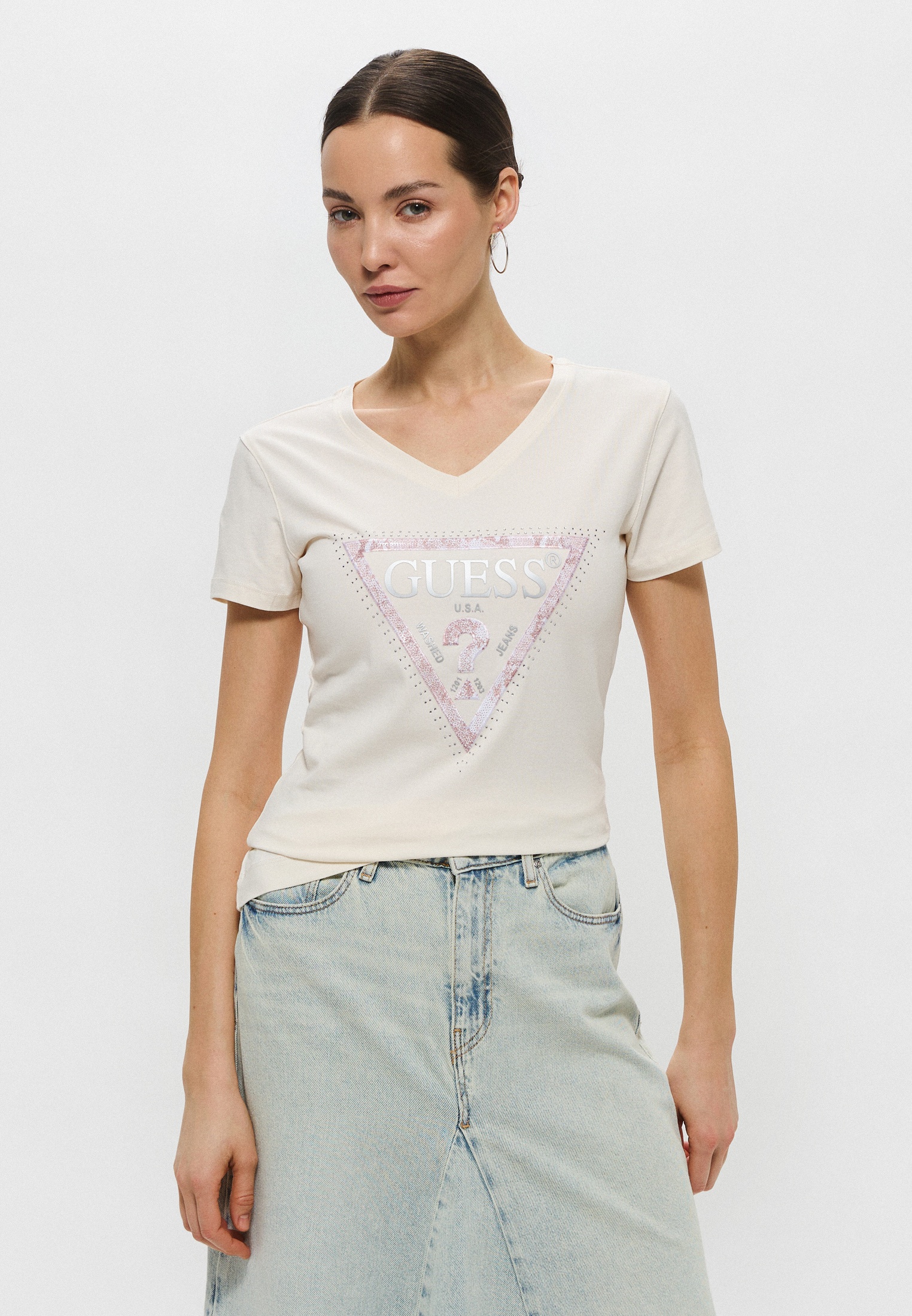 Футболка с коротким рукавом Guess (Гесс) Футболка Guess