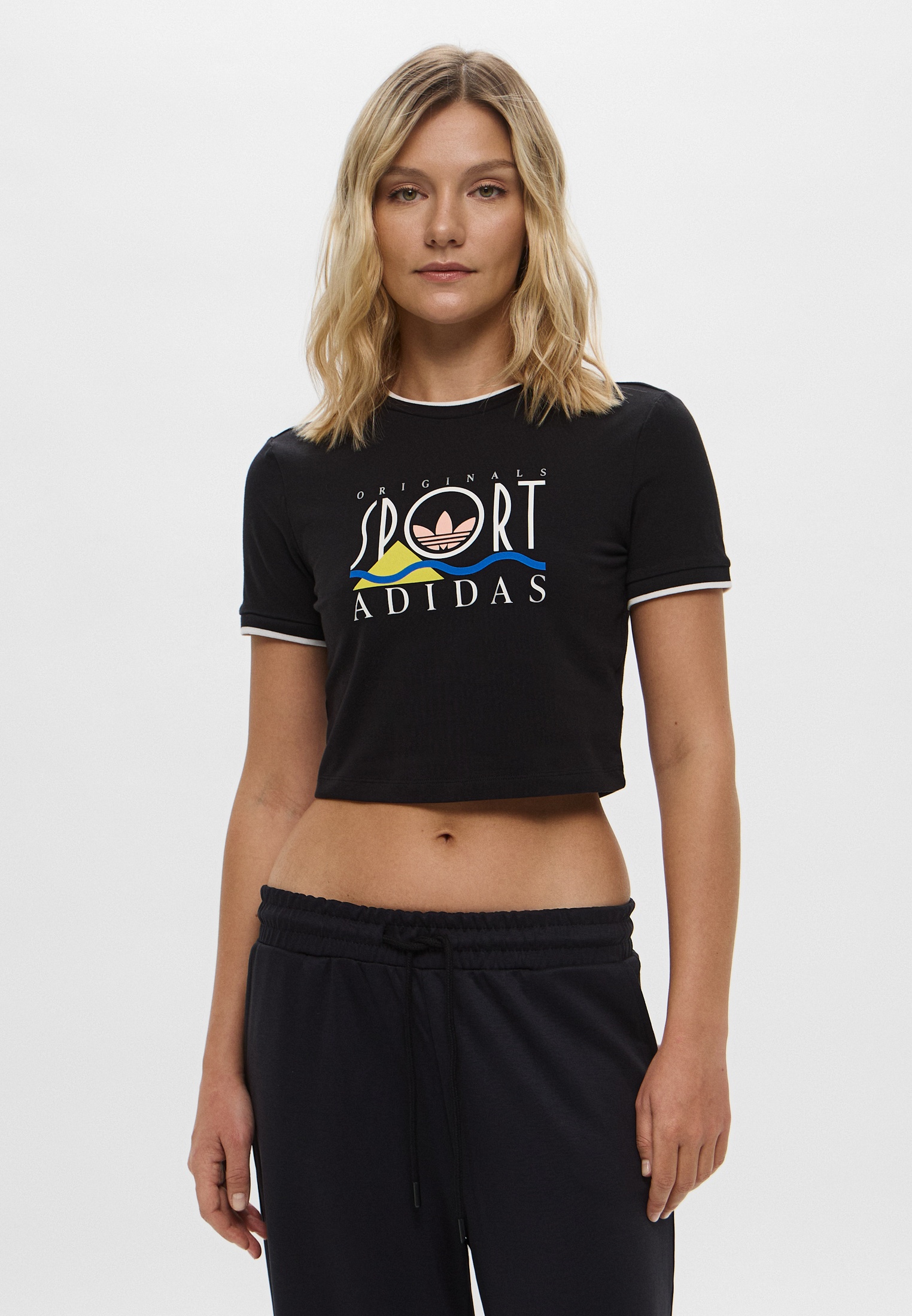 Футболка Adidas Originals (Адидас Ориджиналс) JD1813