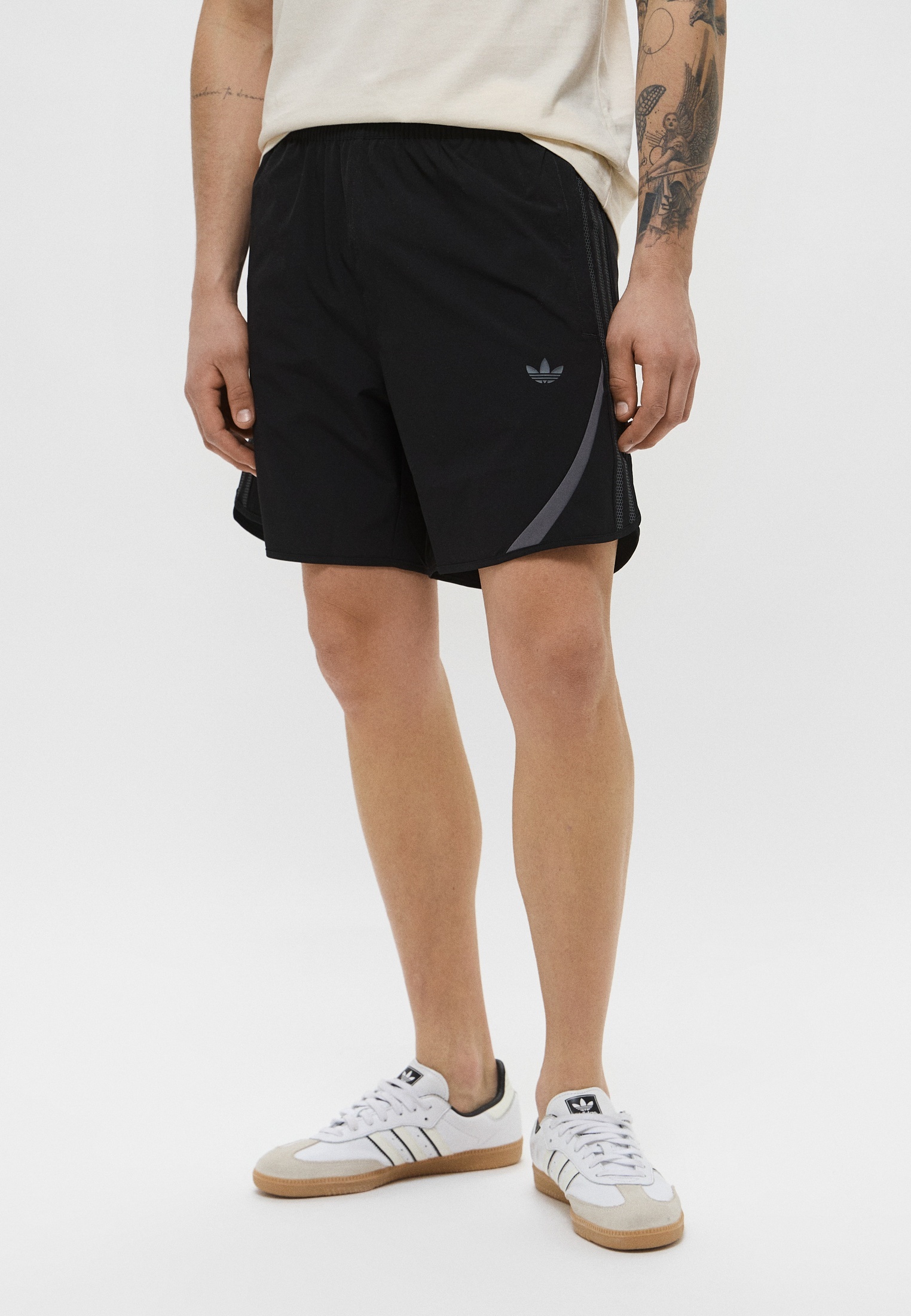 Мужские шорты Adidas Originals (Адидас Ориджиналс) JD0053