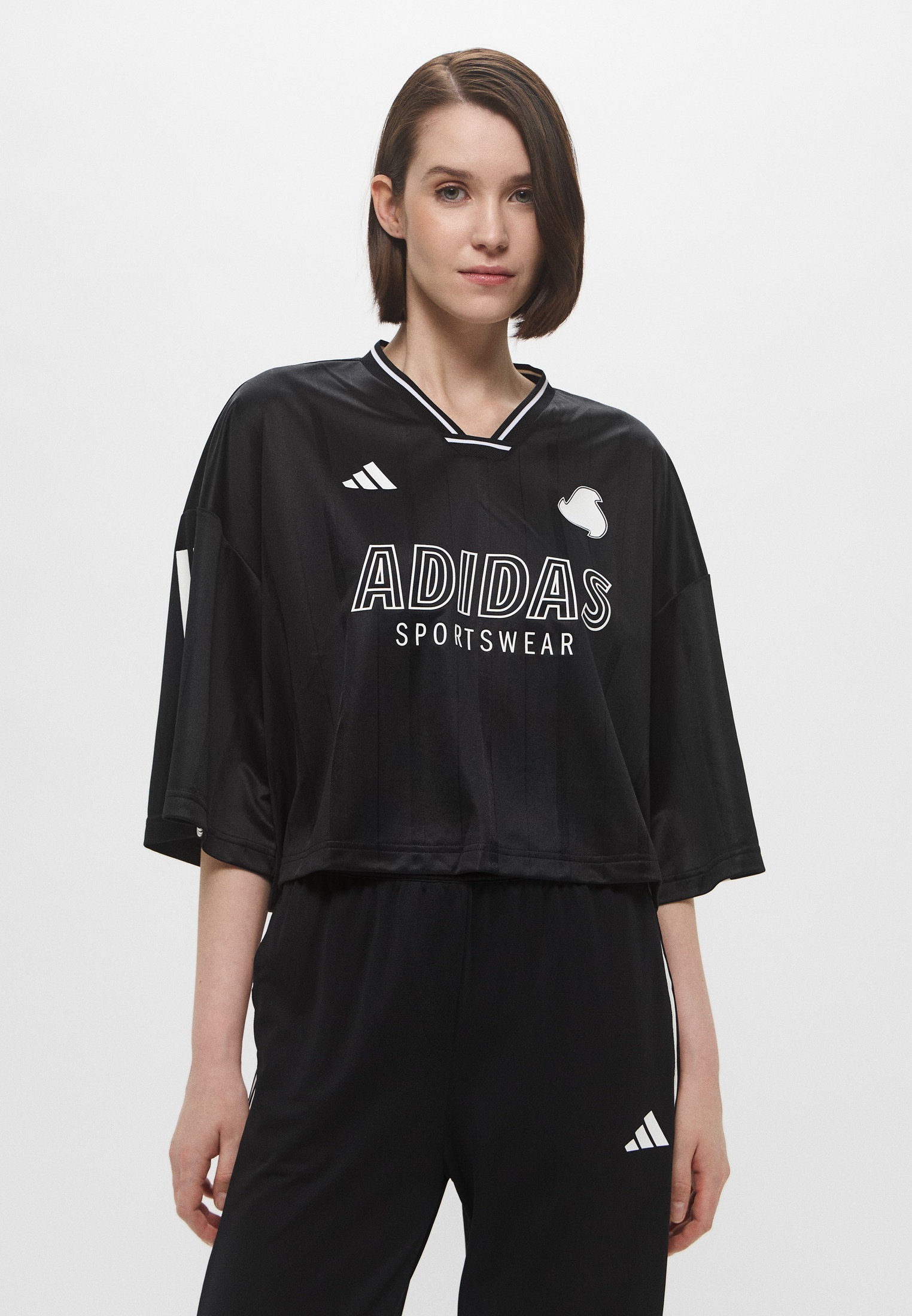 Футболка Adidas (Адидас) JG4097