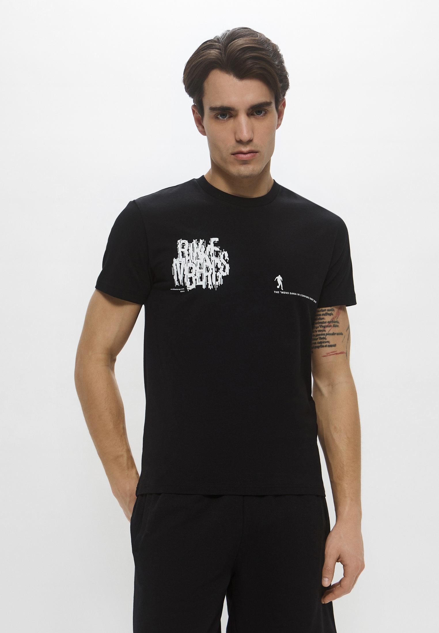 Мужская футболка Bikkembergs (Биккембергс) BMT0903