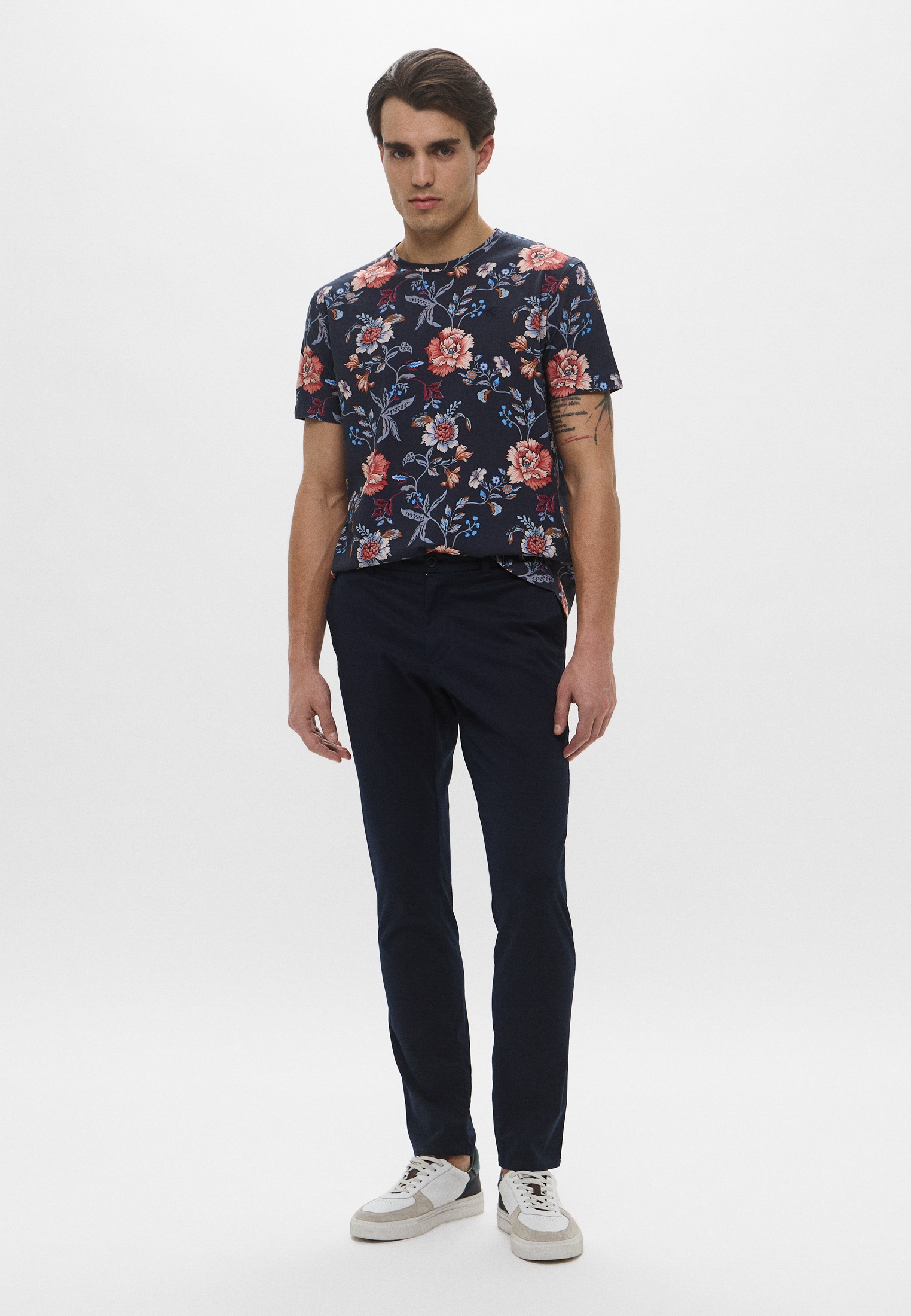 Мужская футболка Etro (Этро) MRMA0025-AC305