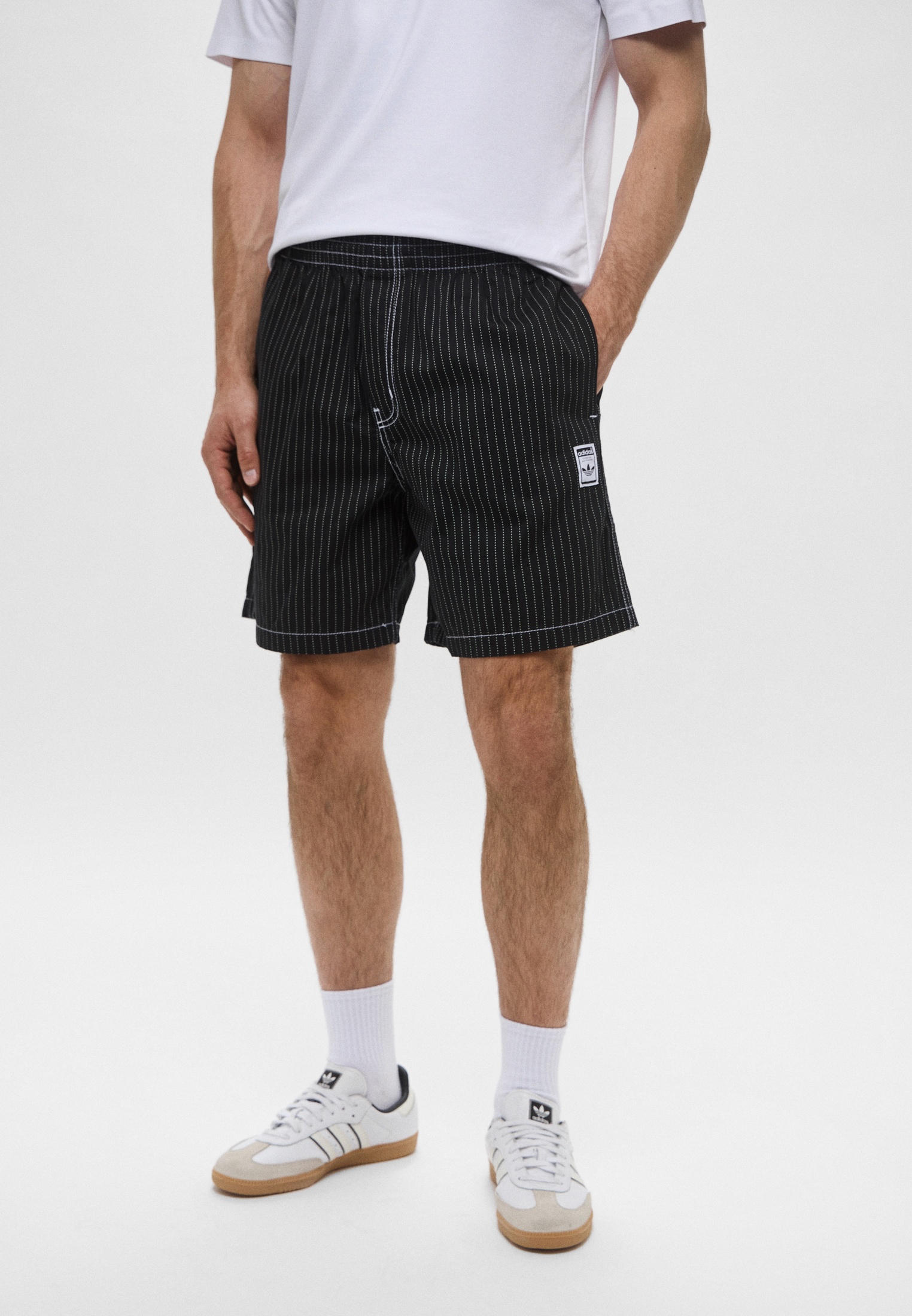 Мужские шорты Adidas Originals (Адидас Ориджиналс) JP4491