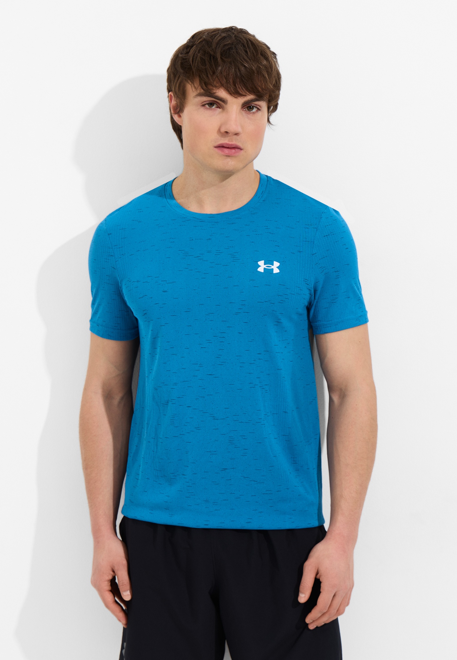 Спортивная футболка Under Armour Футболка спортивная Under Armour