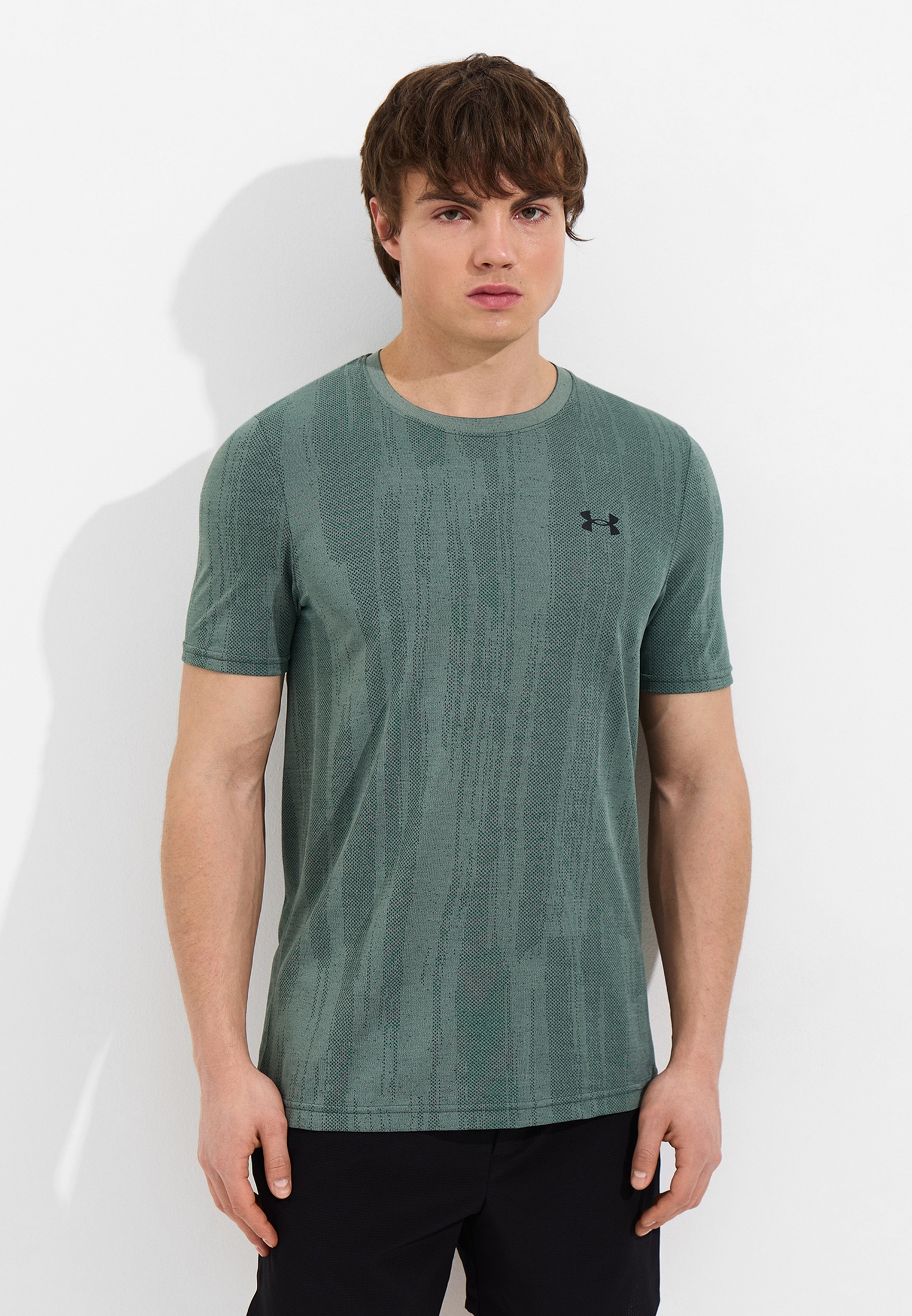 Спортивная футболка Under Armour Футболка спортивная Under Armour