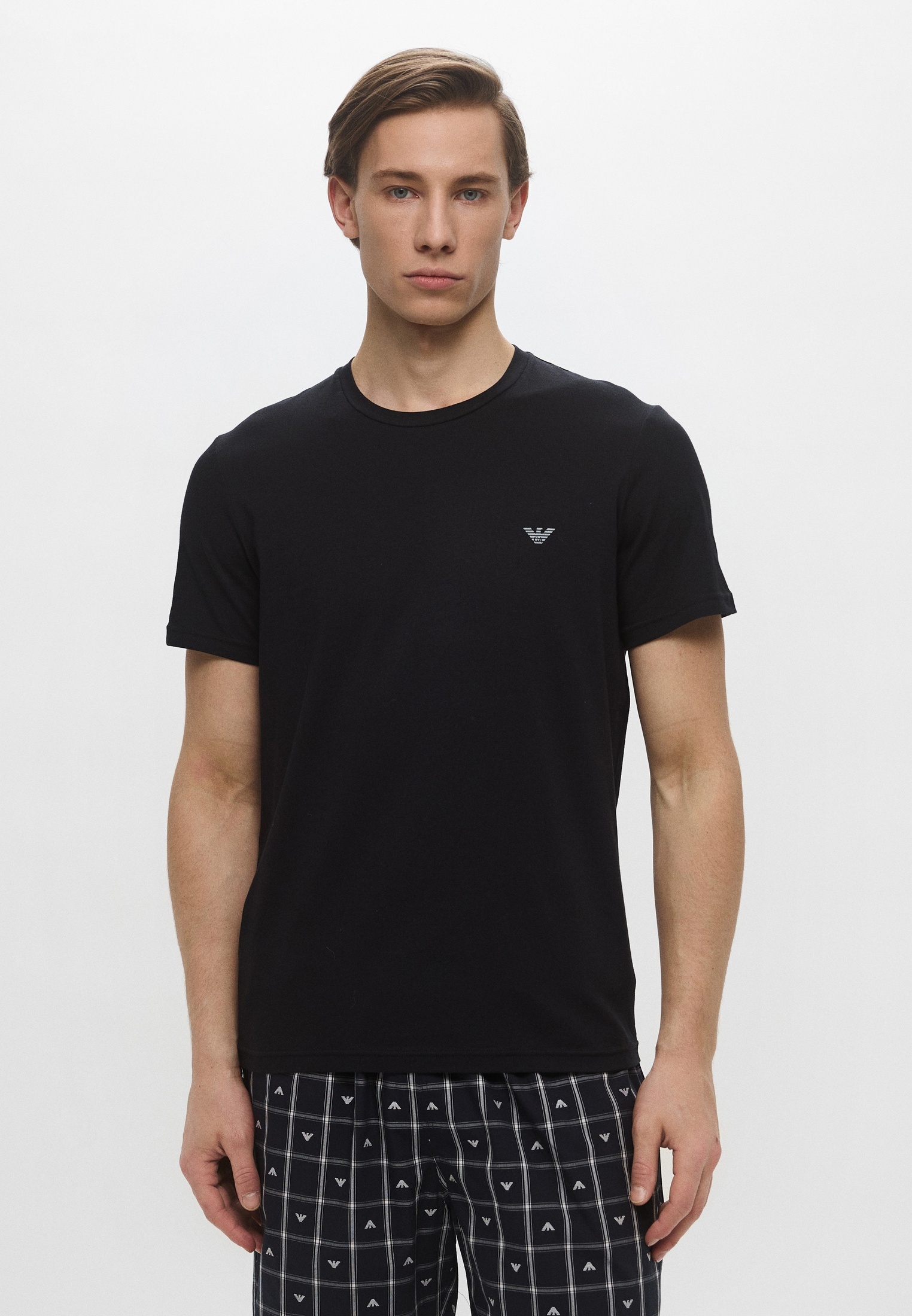 Домашняя футболка Emporio Armani (Эмпорио Армани) EM000391 AF10776