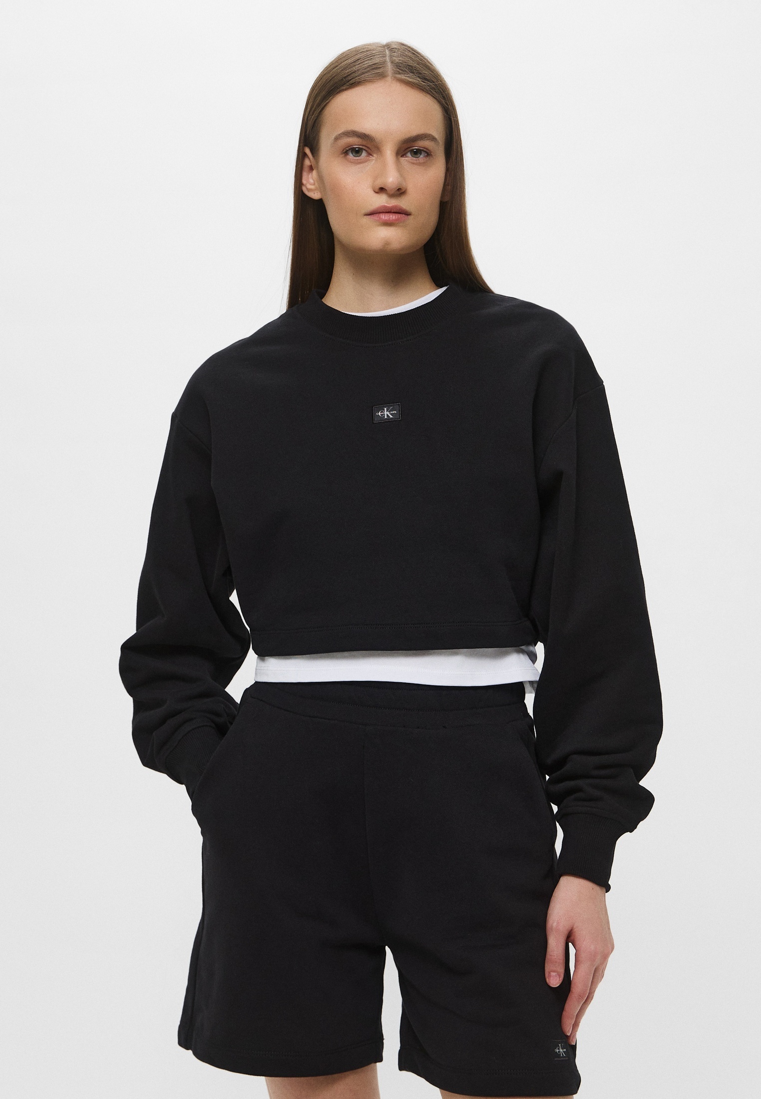 Женские свитшоты Calvin Klein Jeans J20J225370