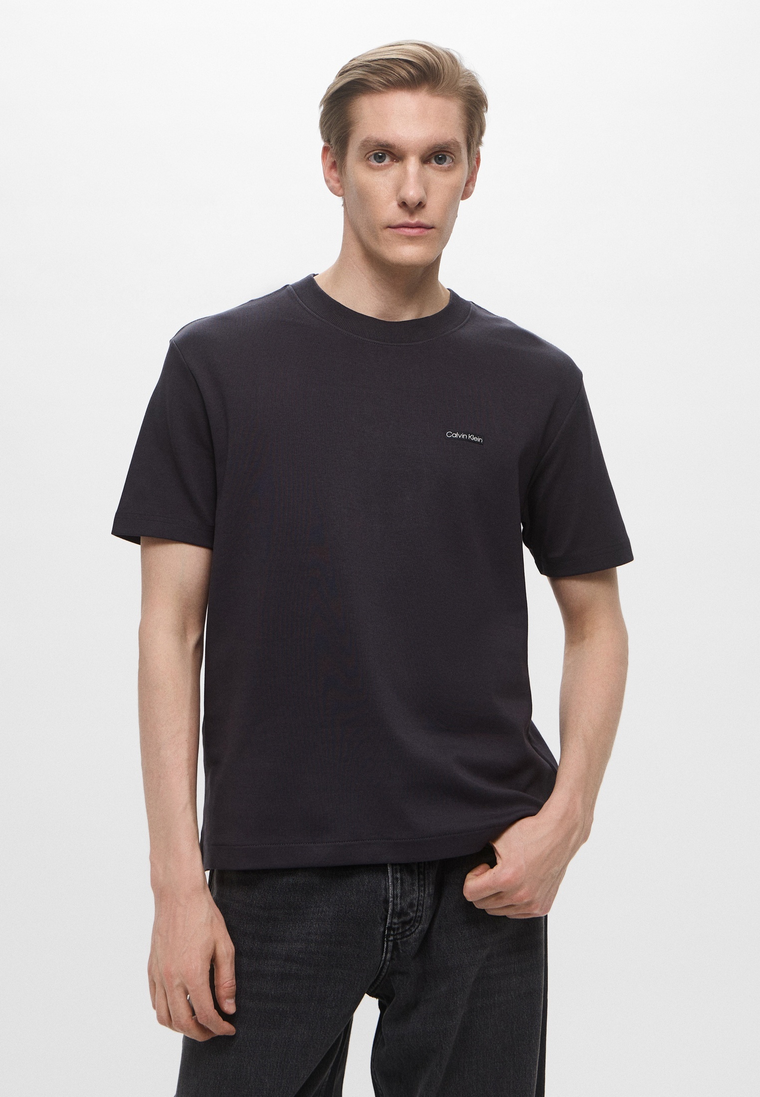 Футболка с коротким рукавом Calvin Klein Jeans J30J327234