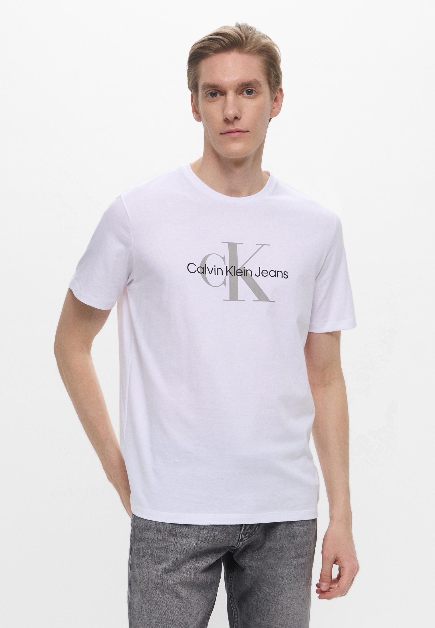 Футболка с коротким рукавом Calvin Klein Jeans LV040EM286