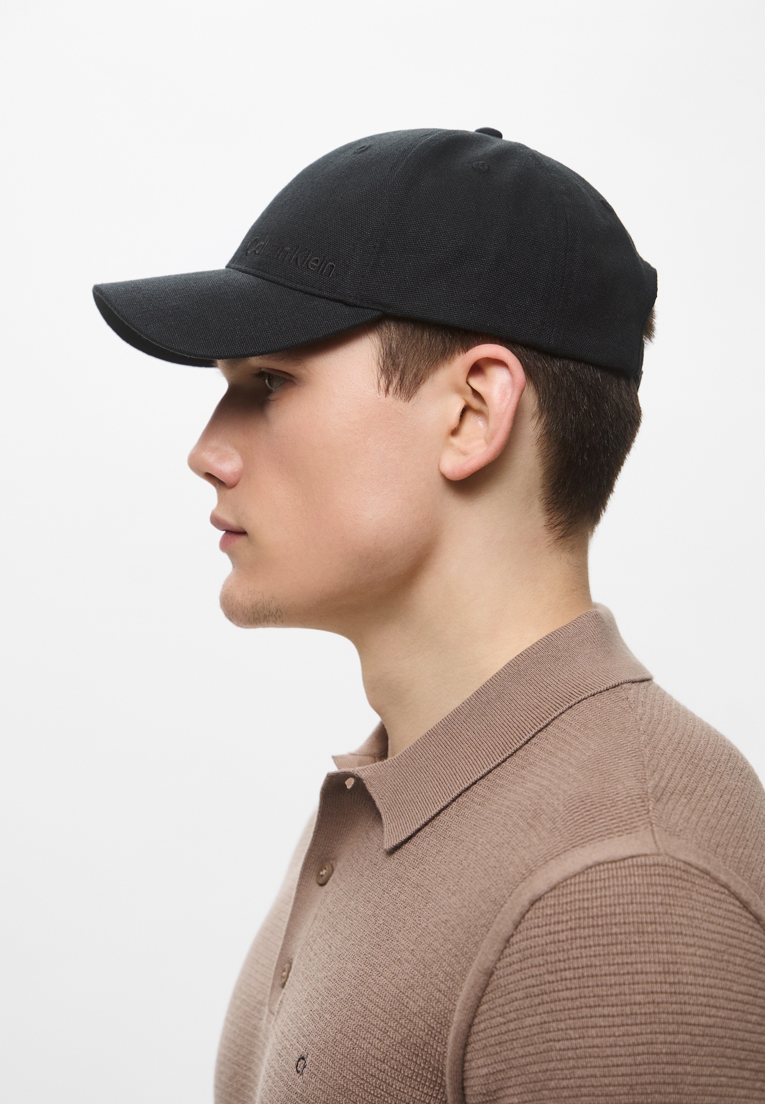 Бейсболка Calvin Klein (Кельвин Кляйн) K50K512978
