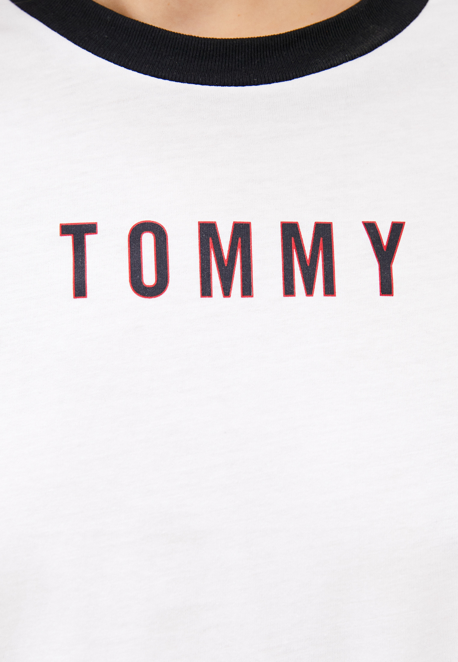 Pizhama Zhenskaya Tommy Hilfiger Tommi Hilfiger Uw0uw02654 Kupit Za 8990 Rub
