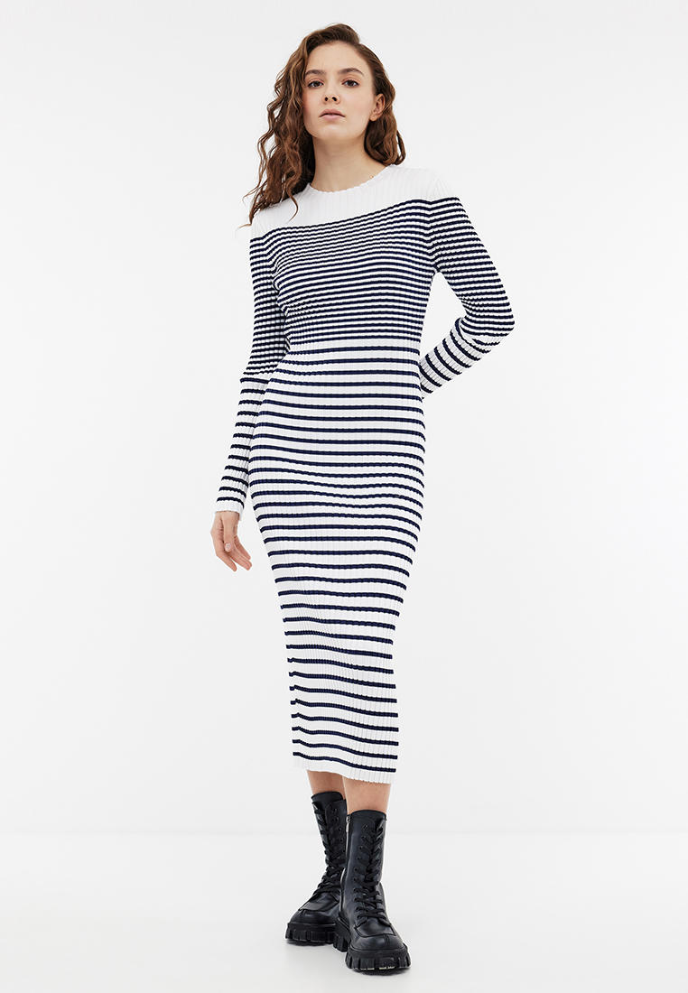 Вязаное платье Baon (Баон) B4524007-COLD MILK STRIPED-L