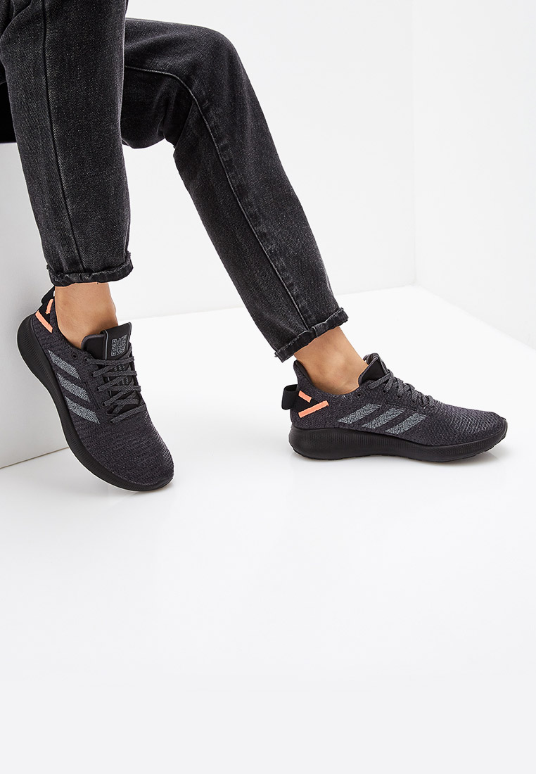 Кроссовки adidas SenseBOUNCE + STREET W, цвет: черный, AD002AWFKCS2 —  купить в интернет-магазине Lamoda