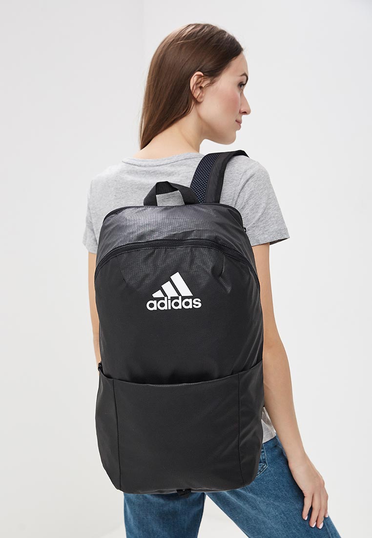 adidas TR BP ID