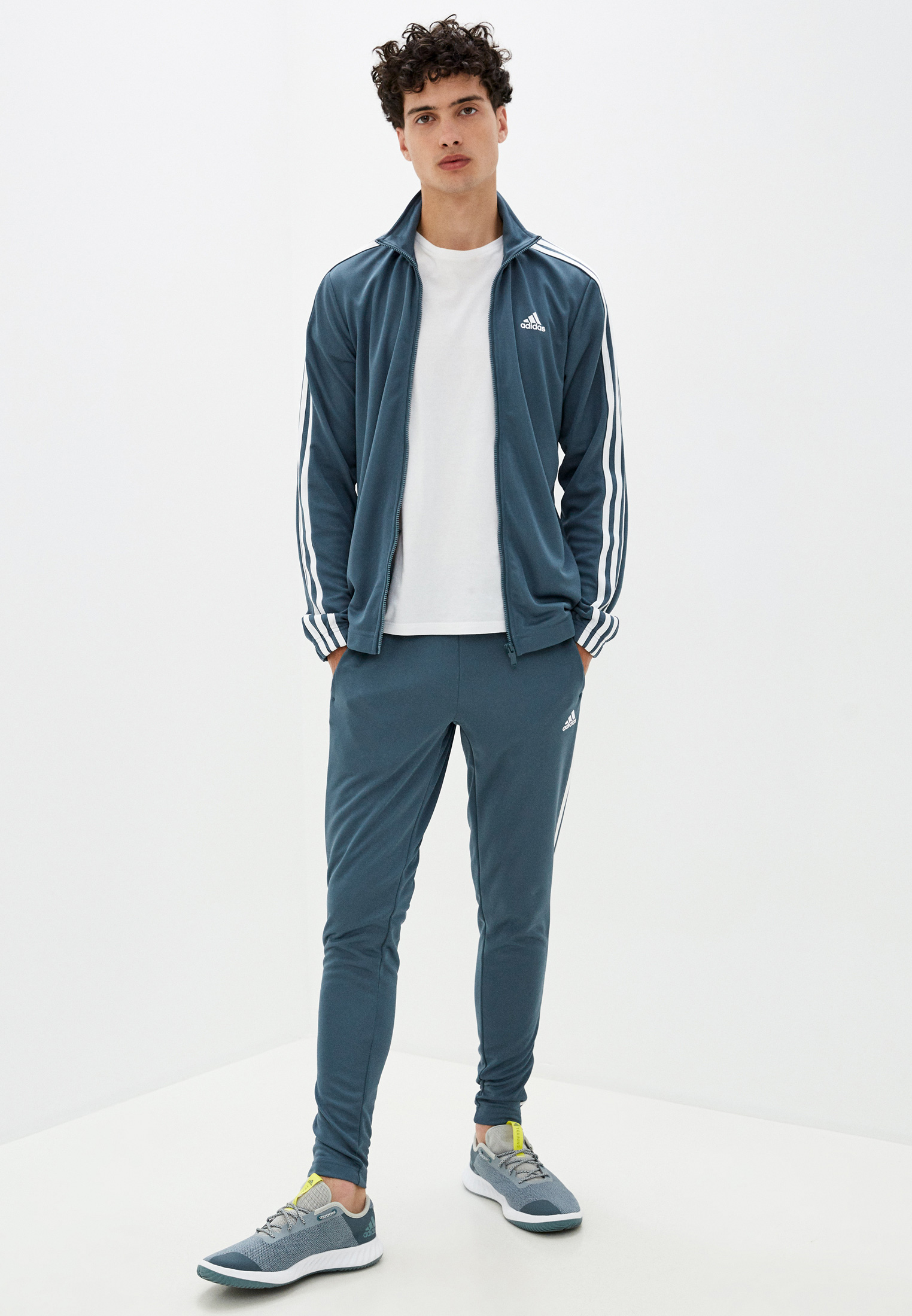 Костюм спортивный adidas купить за 6790 ₽ в интернет-магазине Lamoda.ru