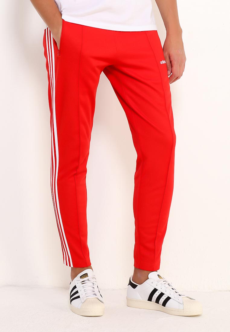 Красные штаны адидас. Спортивные штаны adidas Originals 2019. Спортивки адидас штаны красные. Штаны adidas 5810. Adidas Originals Red штаны.