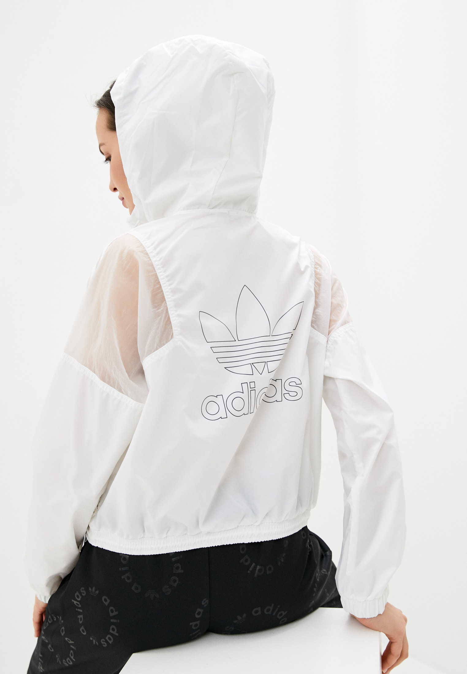 Ветровка adidas Originals WINDBREAKER, цвет: белый, AD093EWJLZU7 — купить в  интернет-магазине Lamoda