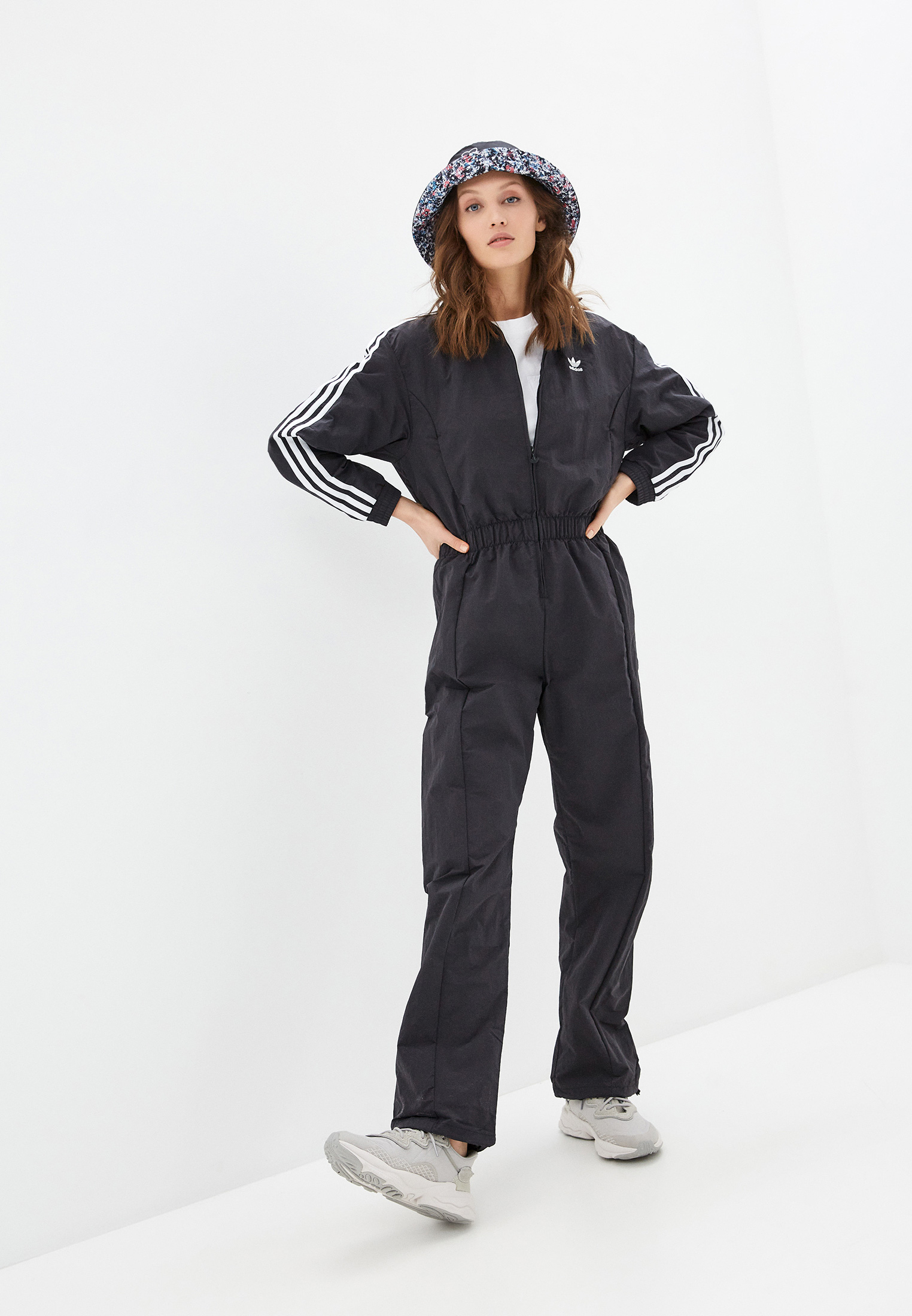 Комбинезон adidas Originals BOILER SUIT, цвет: черный, AD093EWLWYS6 —  купить в интернет-магазине Lamoda