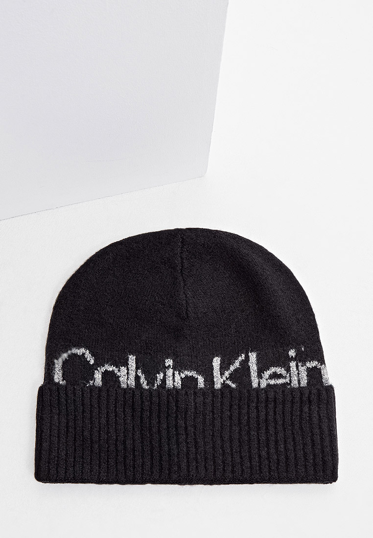 Купить Шапку Calvin Klein Женская