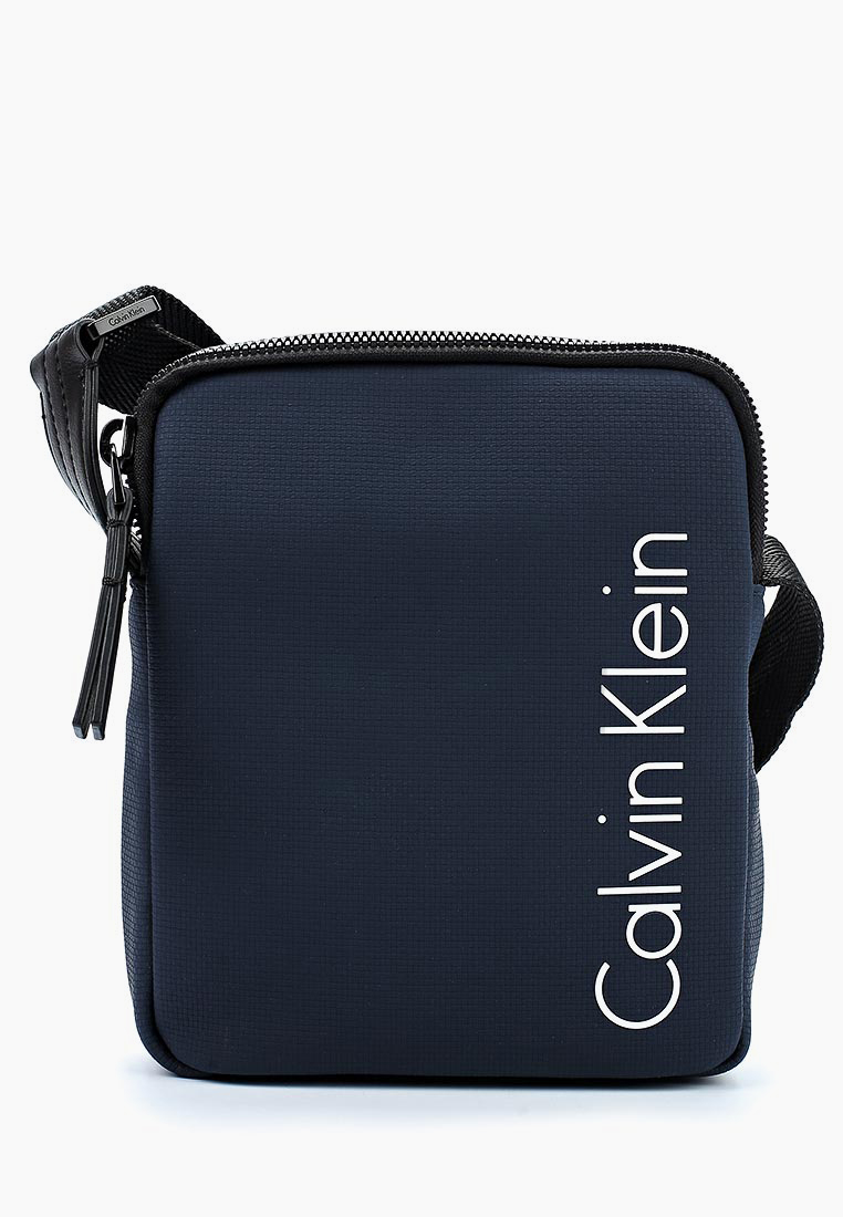 Мужская сумка кельвин. Сумка CK Calvin Klein. Маленькая сумка Кальвин Кляйн. Сумка Кальвин Кляйн мужская. Calvin Klein Jeans сумка.