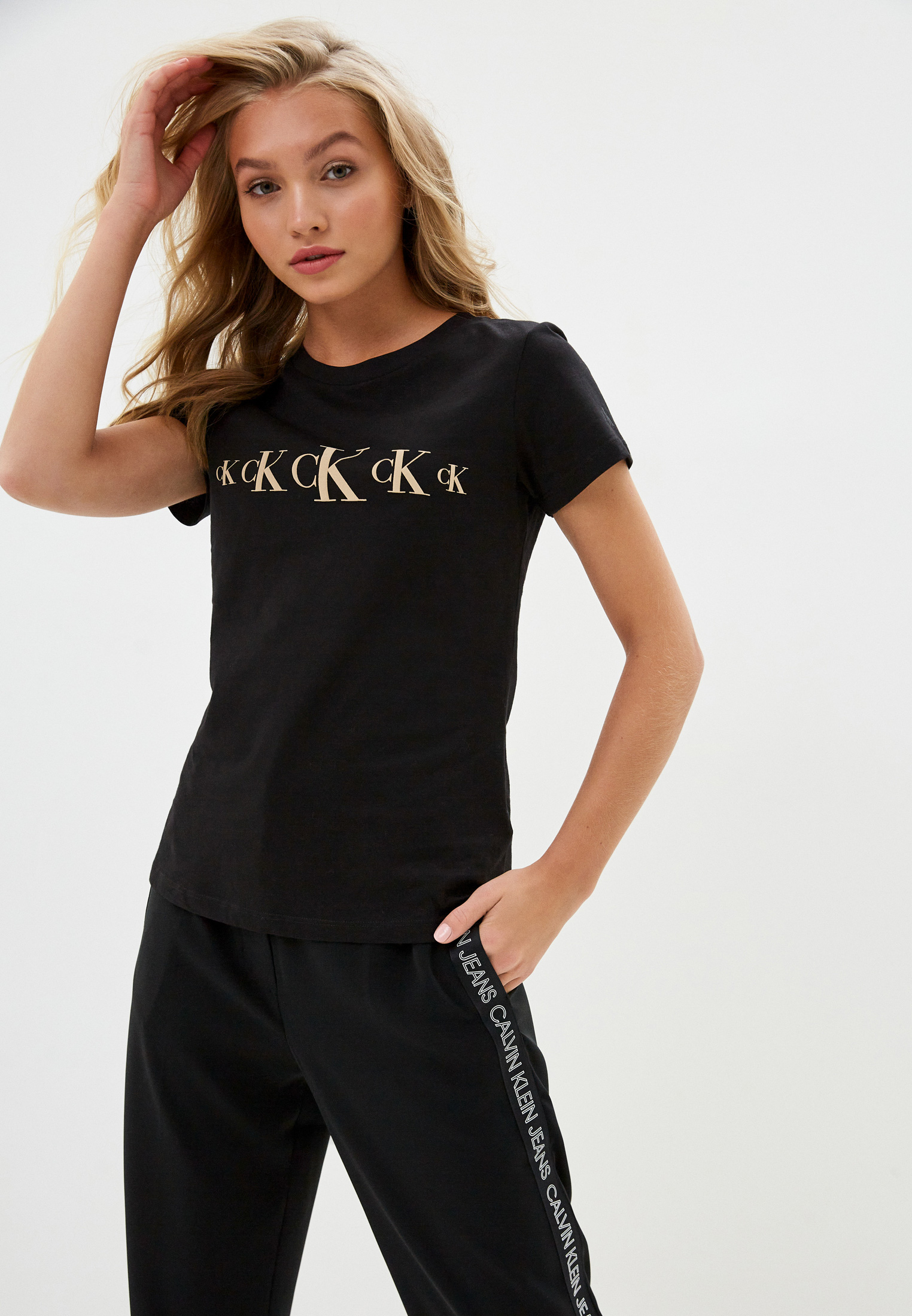 Футболка Calvin Klein Jeans KHAKIS, цвет: черный, CA939EWKRRO4 — купить в  интернет-магазине Lamoda