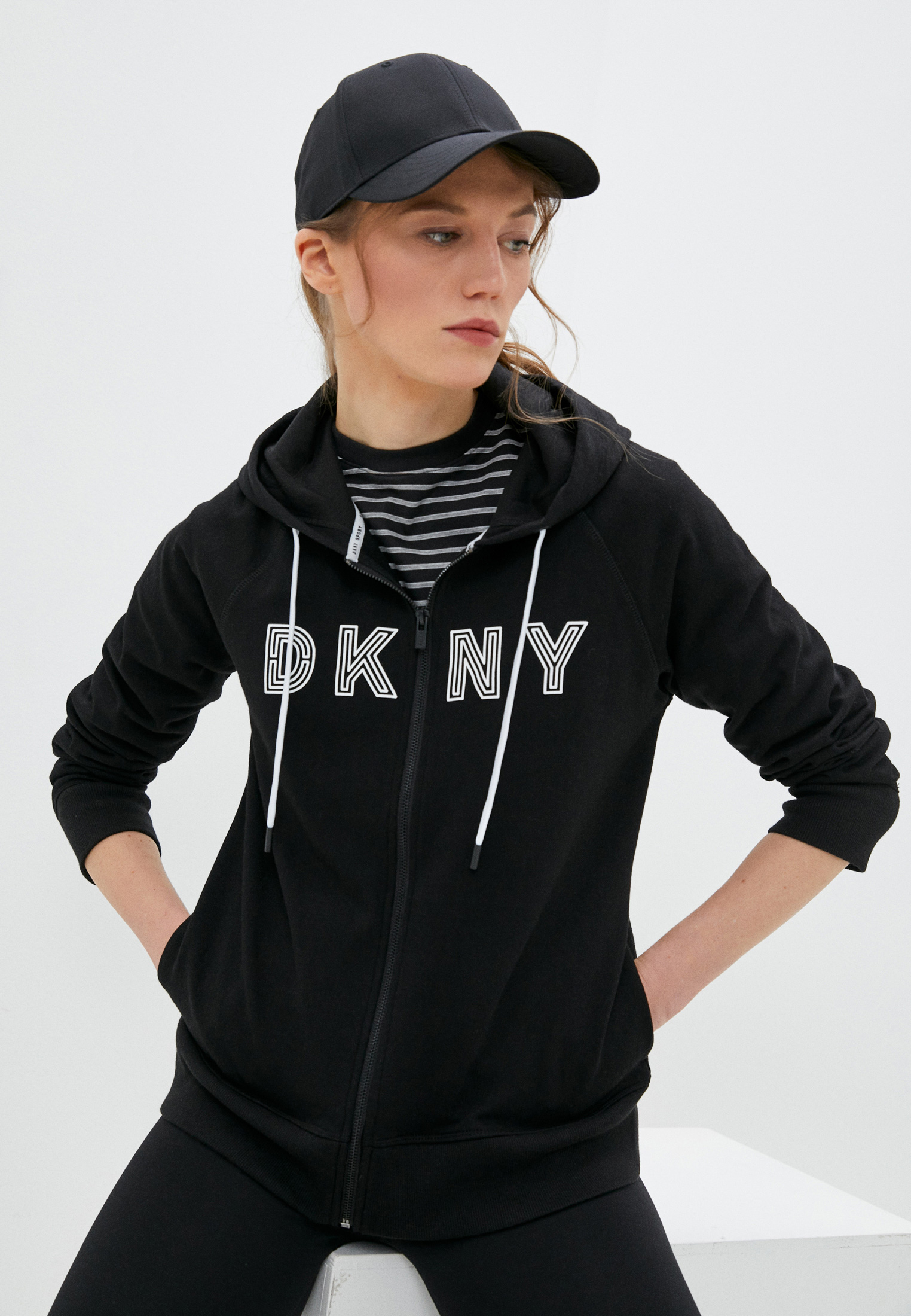 Толстовка DKNY, цвет: черный, DK001EWMALF9 — купить в интернет-магазине ...