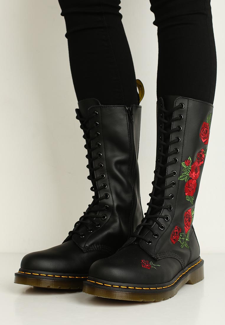 Dr. Martens Vonda