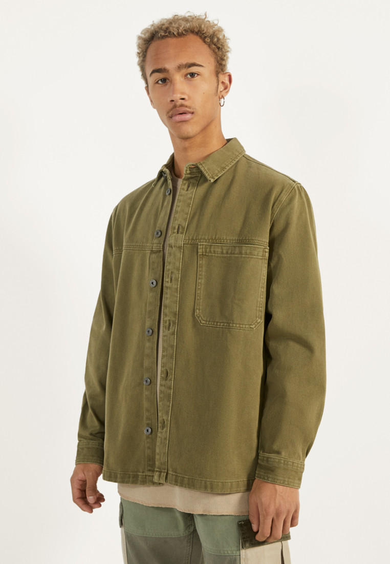 Рубашка Bershka за 1 819 ₽. в интернет-магазине Lamoda.ru